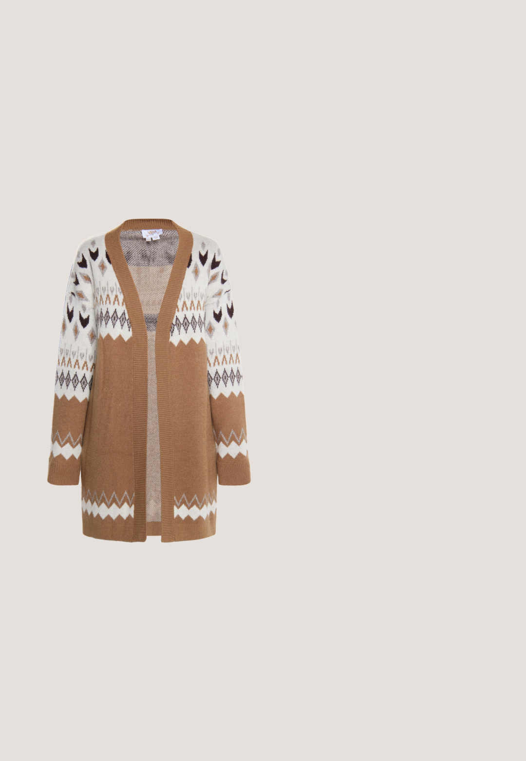 Braune und cremefarbene gestrickte Strickjacke mit geometrischen Mustern, offenes Vorderdesign, lange Ärmel und gerippte Abschlüsse. Verfügt über Zickzackakzente am Saum.; Beige bestickte Bluse mit aufwändigem Spitzensaum, kurzen Ärmeln und rundem Ausschnitt, durchgehend mit strukturierten Blumenmustern verziert.; MIDI-Rock mit Leopardenmuster in Beige und Schwarz, mit gerader Schnittführung, zwei Gesäßtaschen und glatter Textur.; Polo Ralph Lauren CALFSKIN SUEDE WESTERN BOOT - Cowboy-/Bikerstiefelette - caramel; Braune Wildleder-Handtasche mit langen Fransen am Boden und an den Seiten sowie einer kleinen horizontalen Reißverschlusstasche vorne.; Goldfarbene Schichtkette mit zwei Ketten; die eine hat einen strukturierten runden Anhänger, die andere zeichnet sich durch ein zartes Gliederdesign aus.