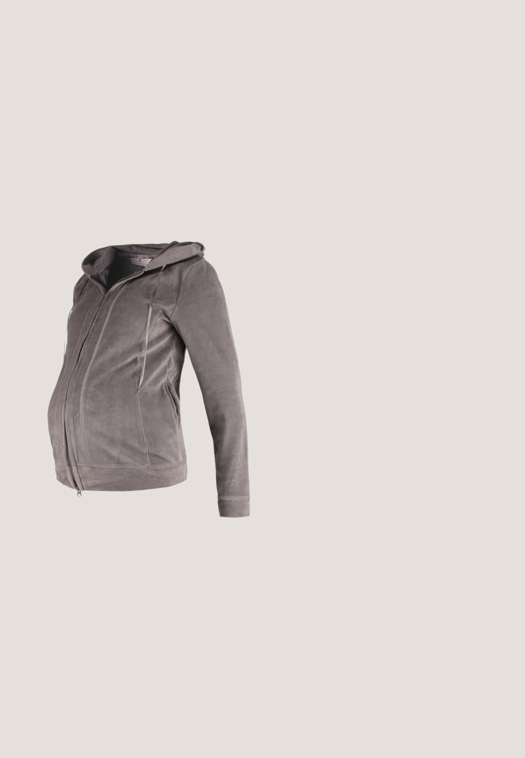 Miracle. mama and woman. Φούτερ με φερμουάρ - warm taupe; Miracle. mama and woman. STILL ARM - Μπλούζα με μακριά μανίκια - patos melange gray; Μαύρο τζιν εγκυμοσύνης με ελαστική υψηλή μέση σχεδιασμένη να καλύπτει και να υποστηρίζει την κοιλιά της εγκύου.; Μαύρο δερμάτινο sneaker χαμηλού προφίλ με λευκή σόλα, μαύρα κορδόνια και καφέ λεπτομέρεια στη φτέρνα, πλευρά με μικρή ετικέτα.; Μαύρη δερμάτινη τσάντα tote με δύο μακρούς ιμάντες, φέρει μινιμαλιστικό σχεδιασμό, λεία υφή και κάθετες ραφές στο μπροστινό μέρος.; Ασημένιο, μισοφέγγαρο, λείο μεταλλικό αντικείμενο σε λευκό φόντο, ρίχνοντας μια διακριτική σκιά από κάτω.