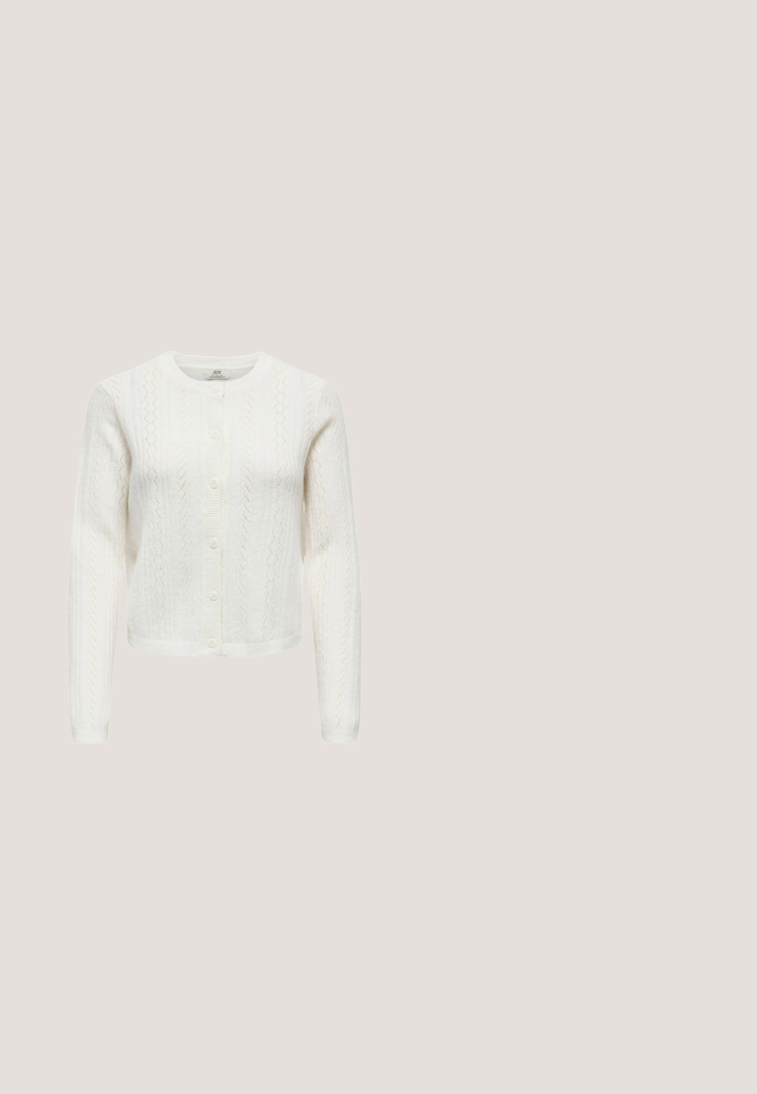 Cardigan blanco de punto con cuello redondo, cierre de botones y un patrón texturizado con sutiles formas de diamante en toda la prenda.; Camisa de manga corta de color crema, hecha de una tela ligera, con dos bolsillos frontales, diseño de botones y costuras en contraste.; Falda de color óxido, de longitud media, con una cintura elástica y un tejido suave que drapea para mayor comodidad. Sin patrones ni acentos visibles.; Botín de ante marrón hasta el tobillo con punta afilada y tacón apilado. Textura suave con un cierre de cremallera lateral. Diseño y forma clásicos.; Bolso de hombro de ante marrón claro con un diseño curvado, correa ajustable, cremallera metálica y detalle de logo en relieve en la parte frontal.; Cinturón de ante color tostado con una hebilla metálica de forma cuadrada con acabado en madera, textura suave y extremo afilado.