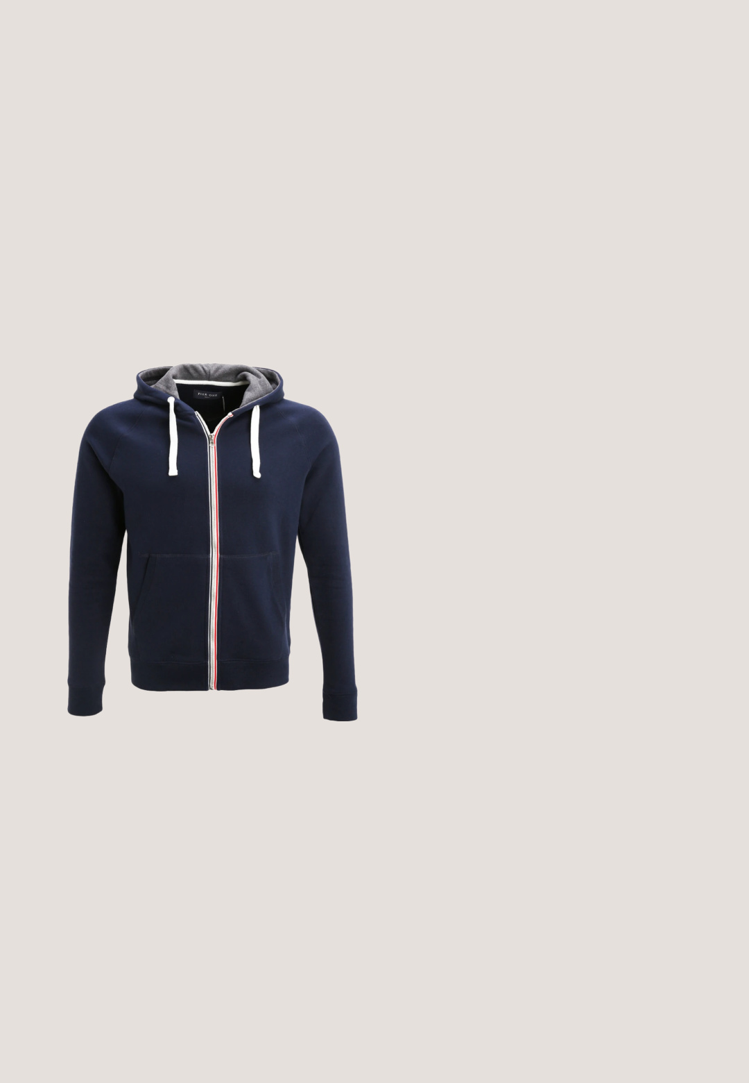 Hoodie zippé bleu marine avec un intérieur gris, des cordons blancs et une bande rouge et blanche au centre. Comprend des poches avant.; T-shirt en coton blanc à manches courtes, design col rond et texture lisse. Étiquette visible au niveau du col. Style simple et classique.; Jean noir en tissu denim, design slim fit, style à cinq poches, fermeture à bouton métallique, avec des détails de couture et une texture lisse.; Baskets montantes blanches avec un swoosh noir, un capuchon de pied texturé gris et une semelle plate blanche. Elles possèdent six œillets et des accents cousus.; Lunettes de soleil rectangulaires transparentes marron avec verres verts foncés et pont métallique sur le nez.; Noeud papillon en satin marron et ensemble de poche. Le noeud papillon a une forme classique ; le mouchoir de poche est une pièce plate pliée avec une texture lisse.