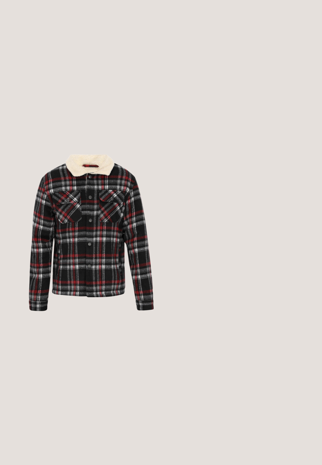 Flanelljacke mit schwarz-rot-grauem Karomuster. Mit einem kragen aus cremefarbigem Sherpa und zwei Brusttaschen mit Knopfverschluss.; Strickpullover mit hohem Kragen, cremefarbener Oberseite und dunkelgrauem Körper. Mit einem Schneeflockenmuster auf der Brust dekoriert.; Rot-schwarzes Karomuster-Flanellhemd mit Knopf-Design, langen Ärmeln, Brusttasche und kontrastierenden grauen Linien im Muster.; Schwarze Slim-Fit-Jeans aus Denim mit klassischem Fünf-Taschen-Design, Gürtelschlaufen und einem Reißverschluss mit Knopfverschluss.; Schwarze Lederstiefeletten mit beigen Schnürsenkeln, runder Spitze und einer braunen Gummisohle. Verfügt über ein gesticktes Design und eine weiche Innenauskleidung.; Schwarze Umhängetasche aus strukturiertem synthetischem Material mit einem karierten Muster und verstellbarem Riemen; verfügt über ein geprägtes Logo.