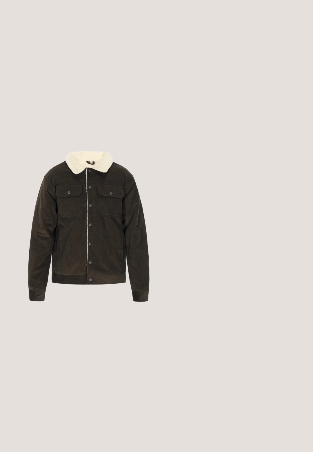 Brun fløjlsk jacket med hvid faux shearling krave, front snap lukninger og to brystlommer med klapper.; Oliven grøn strikket sweater med høj krave og halv lynlås, prydet med et struktureret kabelmønster samt ribbede manchetter og kant.; Oliven grøn strikket sweater med v-udskæring og en dobbelt-lag krave. Lange ærmer, ribbede manchetter og kant, glat tekstur, afslappet pasform.; Mørkegrønne corduroybukser med lige ben, der har forlommer og en diskret vertikal ribbete tekstur.; Mørkegrøn læder ankelstøvle med rund tå, snøre foran, justerbar side-rem og en tyk sort sål med struktureret mønster.; Olivengrøn rektangulær toilettaske med brun læderkant, sidehåndtag og præget "HOWARD"-label på fronten.