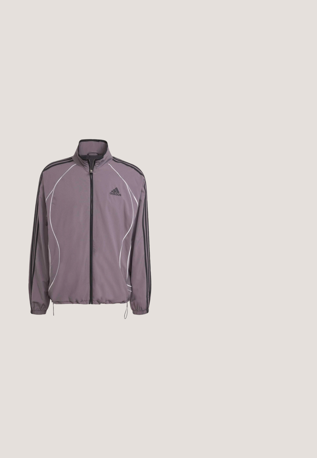 Veste de sport violette avec un col montant, fermeture éclair à l'avant, accents noirs et trois bandes noires sur chaque manche. Cordon de serrage ajustable à l'ourlet.; T-shirt noir à manches courtes avec logo Adidas blanc sur la poitrine et bandes blanches sur les épaules. Confectionné en tissu lisse, coupe décontractée.; Pantalon de sport noir avec une ceinture élastique et des poignets froncés. Comprend des bandes blanches sur les côtés et un petit logo sur le devant à gauche.; Chaussures de sport noires au design léger, présentant trois rayures grises marquées, une texture lisse et une semelle profilée.; Lunettes de soleil en plastique noir avec des verres gris foncé. Design élégant, enveloppant, avec des branches courbées et un branding subtil sur la branche.; Sac de voyage noir avec poignées doubles, sangle d'épaule ajustable, poche zippée à l'avant et logo minimaliste sur fond uni.
