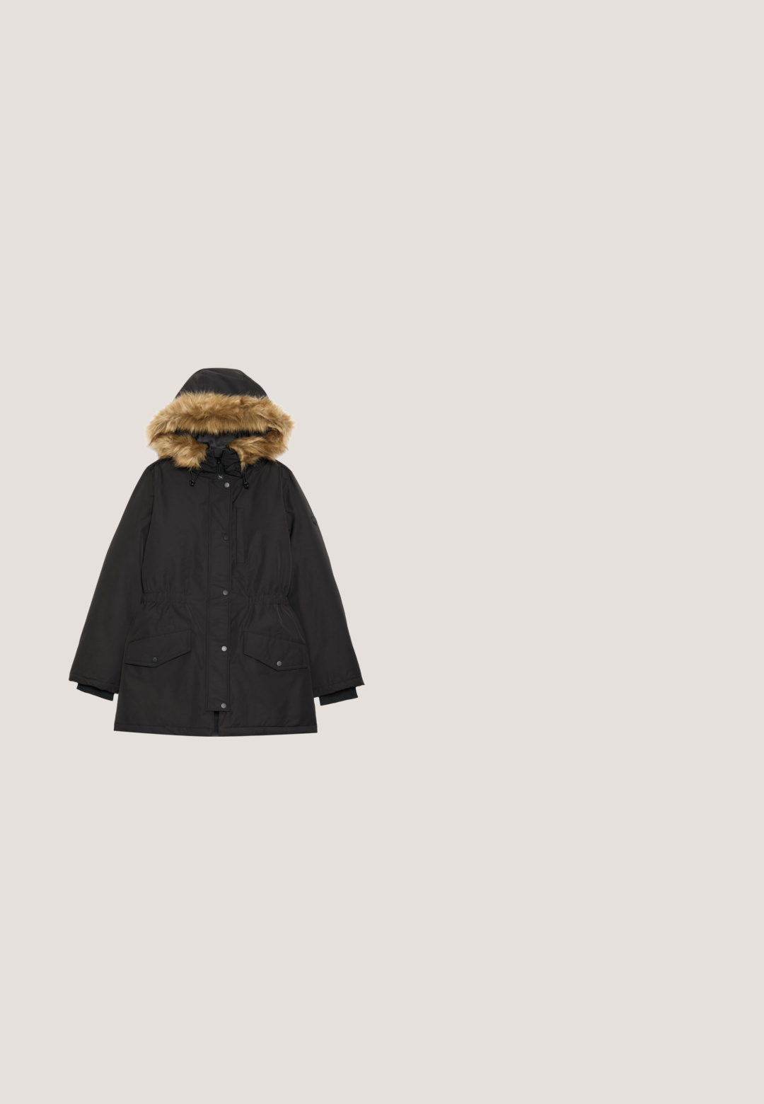 Schwarze Parka-Jacke mit einer mit Fell gefütterten Kapuze, elastischem Bund, zwei Fronttaschen und Druckknöpfen. Glatte Textur und lässiges Design.; Grauer Langarm-Turtleneck mit lässiger Passform. Weicher Stoff, minimalistisches Design und ein gemütlicher Turtleneck-Kragen. Keine Muster oder Akzente.; Schlanke Jeans aus dunklem grauem Denim mit dezenten Verwaschungen, Fünf-Taschen-Design und kontrastierenden Nähten entlang der Nähte. Mit Reißverschluss.; Schwarze Wildleder-Ankle-Boots mit einem strukturierten, fleeceartigen Obermaterial. Mit einer dicken Gummisohle mit tiefen Profilrillen und einer hinteren Zuglasche für einfaches An- und Ausziehen.; Schwarze Handtasche aus strukturiertem Material, mit einer Reißverschluss-Fronttasche, zwei oberen Griffen und einem verstellbaren Schultergurt. Goldene Hardware-Akzente.; Elli SPARKLING BASIC - MIT KRISTALLEN VON SWAROVSKI® - Ohrringe - silberfarben