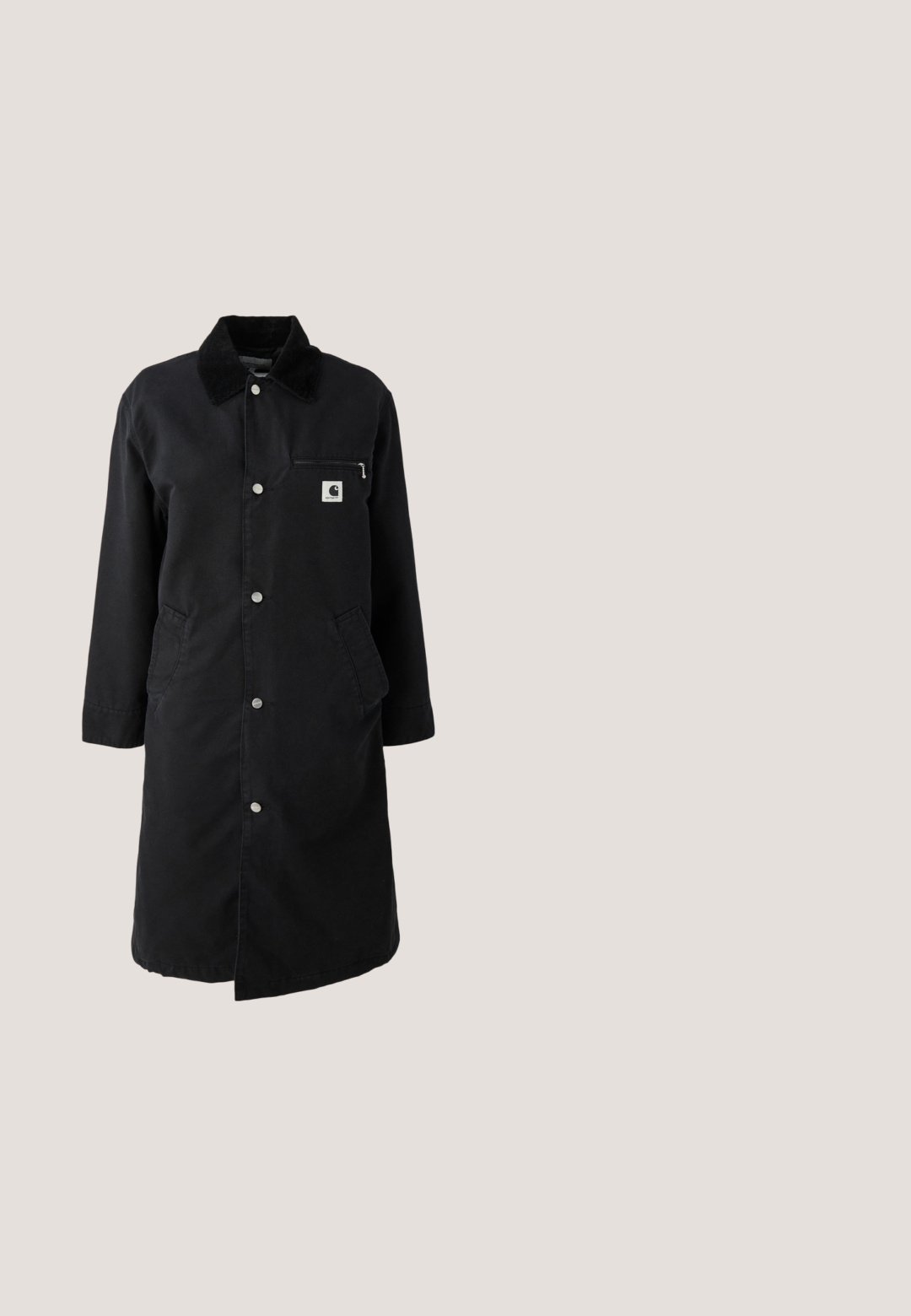 Manteau noir long avec boutons-pression, col en velours côtelé, poche poitrine zippée et deux poches latérales, vue de face sur fond blanc.; Pegador PALUMA OVERSIZED HOODIE - Sweatshirt - black; T-shirt noir à manches courtes avec un petit texte vert sur la poitrine et un col rond, présenté sur un fond blanc.; Pantalon cargo noir avec taille élastique, cordon de serrage, poches latérales à rabat et petit logo blanc Puma sur la cuisse droite.; Baskets en cuir noir au design chunky, avec une semelle épaisse, des panneaux texturés et des lacets noirs. Flottant au-dessus d'un pavé gris.; Sac sling noir en tissu texturé, avec une seule sangle rembourrée, une poche frontale zippée et un patch logo à la base.