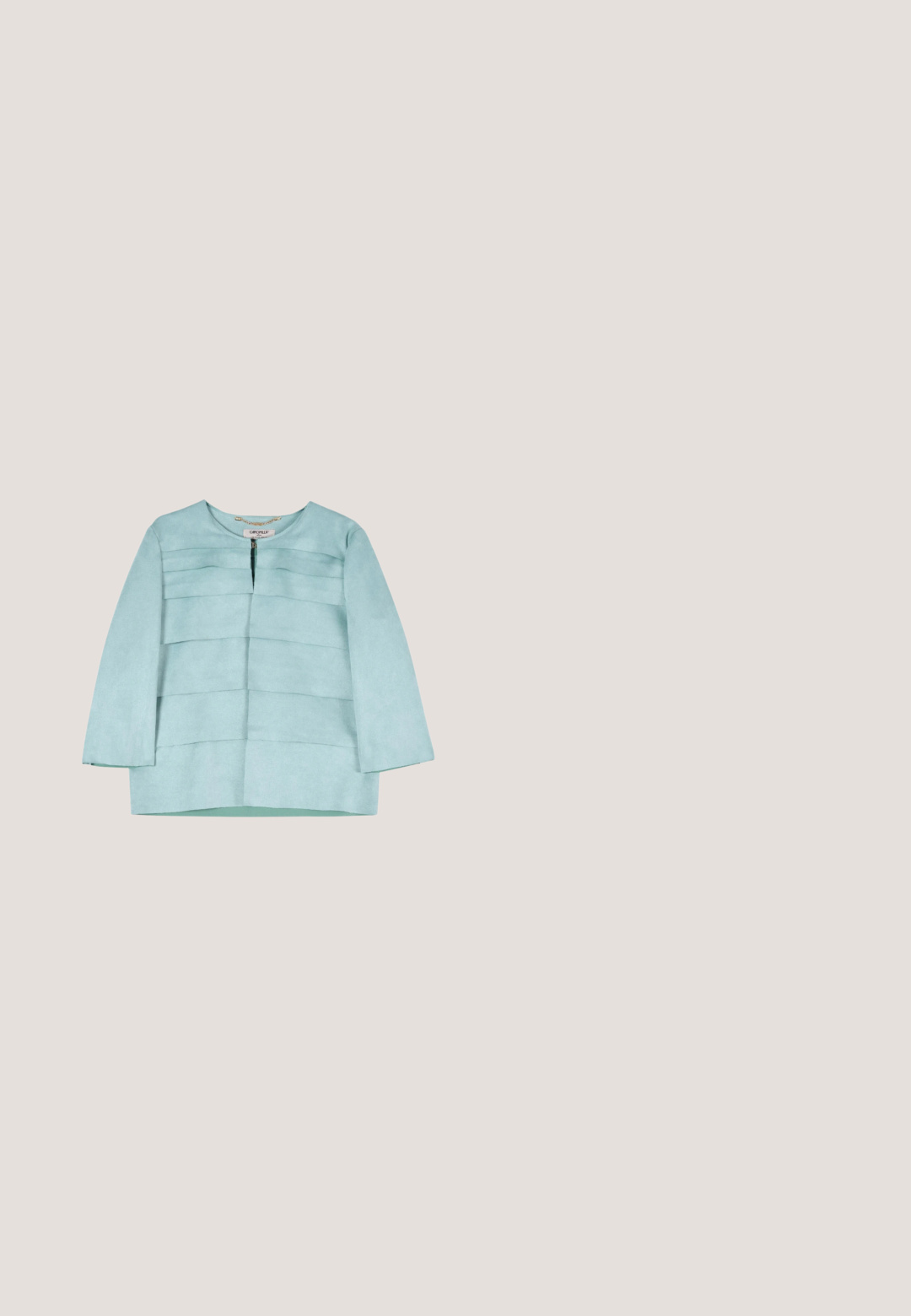 Camomilla Italia GOMEZ - Let jakke / Sommerjakker - green; Kortærmet leopardprint romper med knapper foran, bælte i taljen, brystlomme og sol- og stjernemønstre i pastelfarver.; Brune flettede rem flip-flop med en blød sål og tan fodseng, der har et afrundet design og struktureret gummisål for godt greb.; VOGUE Eyewear Solbriller - red havana; Beige og brun spandtaske med tekstureret bund, top-håndtag, aftagelig skulderrem og guldkæde med hængelåsvedhæng.; Guldarmbånd med et øjeformet midterstykke med en sort central sten omgivet af mindre hvide og blå krystaller.