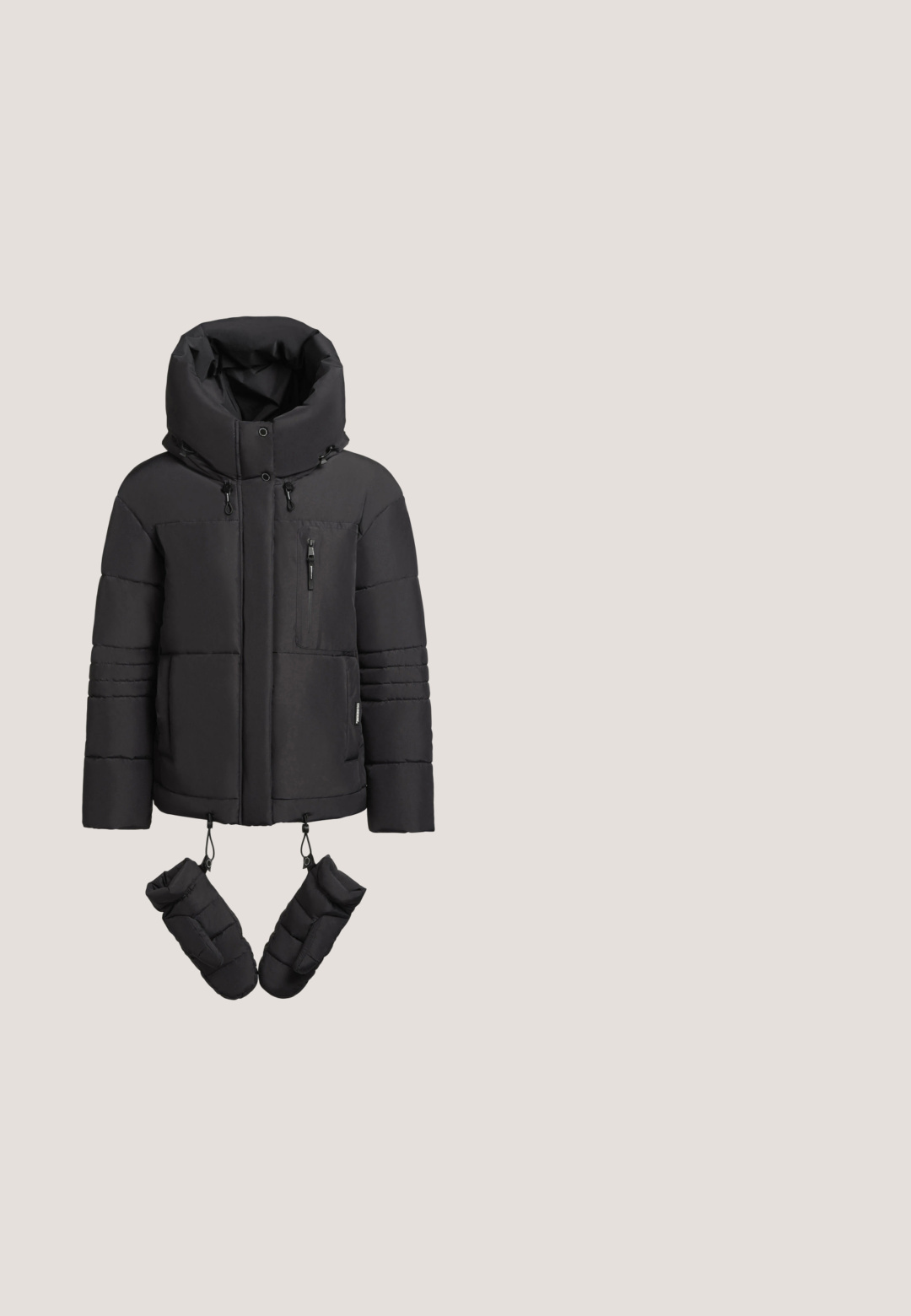 Chaqueta acolchada negra con cuello alto, cordones ajustables y bolsillo con cremallera. Incluye mitones negros a juego.; Suéter negro de punto con un patrón de trenzas, cuello redondo y puños y dobladillo acanalados. La tela parece gruesa y texturizada.; Top negro de manga larga confeccionado en una tela suave y elástica; cuenta con un cuello alto y un diseño ajustado que proporciona una silueta estilizada.; Vaqueros pitillo negros de cintura alta con botón y cremallera delanteros, bolsillos delanteros y traseros, expuestos sobre un fondo blanco.; Botas de tobillo de ante negro con diseño de cordones, ojales dorados, una suela resistente y una lengüeta en la parte posterior para facilitar su puesta.; Bolso tote de cuero negro con textura suave, abertura amplia y asas largas. Presenta un diseño elegante y minimalista.