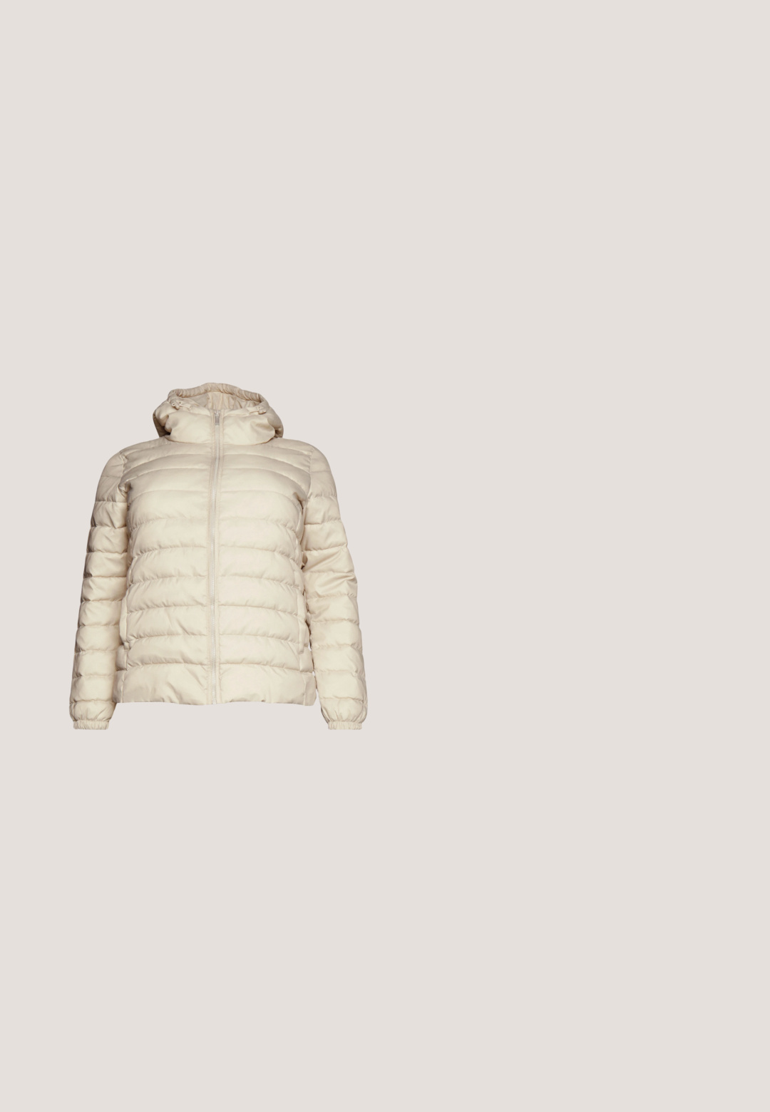 ONLY Carmakoma CARTAHOE HOOD JACKET - Veste mi-saison - pumice stone; Sweater en tricot marron avec col montant, présentant une texture côtelée et une demi-fermeture éclair avec une tirette circulaire. Coupe décontractée avec épaules tombantes.; Vero Moda Curve VMCSARA STRAIGHT PANTS - Pantalon classique - silver mink; Even&Odd by Zalando Bottines à plateau - beige; Sac à main en cuir beige matelassé avec une forme incurvée, ferrures dorées et une seule sangle pour l'épaule. Il comprend une fermeture éclair et des détails de logo subtils.; Lauren Ralph Lauren TWISTED ROPE PAVE HOOP - Boucles d'oreilles - gold-coloured