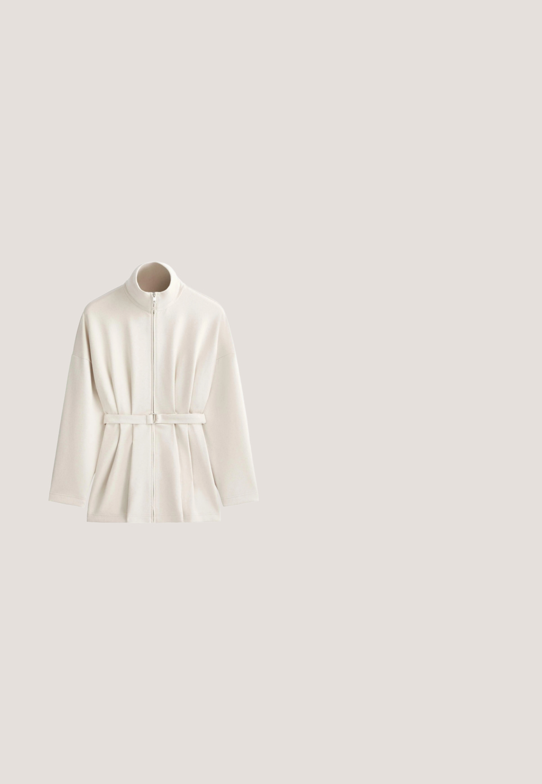 Veste à manches longues de couleur crème avec col montant, fermeture éclair à l'avant et ceinture ajustable à la taille, présentée à plat sur fond blanc.; ROKH BRA RUFFLES - Débardeur - purple; Jupe en dentelle blanche avec motif floral, ourlet festonné et embellissements discrets. Présente un design ajusté et une fermeture éclair dissimulée au dos.; Chaussure à talon kitten dorée avec bride arrière, bout pointu et ornements cloutés à l'avant, sur fond blanc.; Sac rectangulaire crème avec un détail ovale métallique central et une bandoulière chaîne dorée.; Boucles d'oreilles en forme de cœur en or avec une surface lisse, ornées de petites pierres claires le long d'un bord, avec le logo "GUESS" gravé.