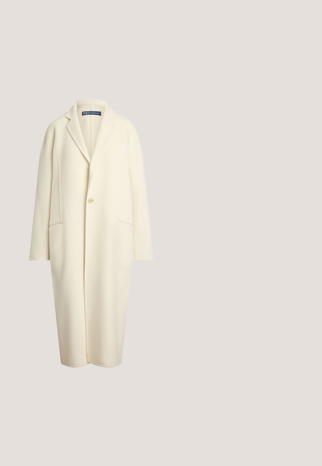 Polo Ralph Lauren DOUBLE FACED WOOL COAT - Manteau classique - cream; Robe blanche mi-longue avec un design texturé et volanté. Elle possède de larges bretelles et un corsage ajusté, avec des volants qui tombent le long de la jupe.; Sandale plate beige avec orteil ouvert, bride arrière et grandes embellissements en strass transparent sur la bride avant.; Lunettes de soleil avec un dégradé marron et une monture carrée. Présente des accents dorés et un logo sur la branche. Le matériau translucide offre un look moderne.; Next Pochette - pearl white; Boucles d'oreilles en argent en forme de créoles, ornées de perles blanches lustrées et irrégulières, mettant en valeur une texture lisse et une finition polie.