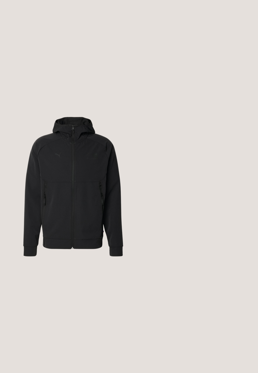Puma LIFE JACKET - Veste légère - black; T-shirt en coton noir avec un col rond, des manches courtes et une poche poitrine ornée d'un logo et de texte blancs. Design épuré et simple.; Pantalon de survêtement noir en tissu doux, avec une taille élastique, des poches latérales et un logo Puma blanc sur le côté gauche.; Chaussure de sport beige clair avec accents noirs et rouges, semelle blanche, et logo Puma noir sur le côté, présentée sur un fond blanc.; Lunettes Timberland rectangulaires bleues avec verres teintés et branches légèrement courbées, présentées à un angle trois quarts sur fond blanc.; Bracelet en cuir noir avec trois brins entrelacés, présentant une texture tressée et un accent de fermoir métallique lisse.