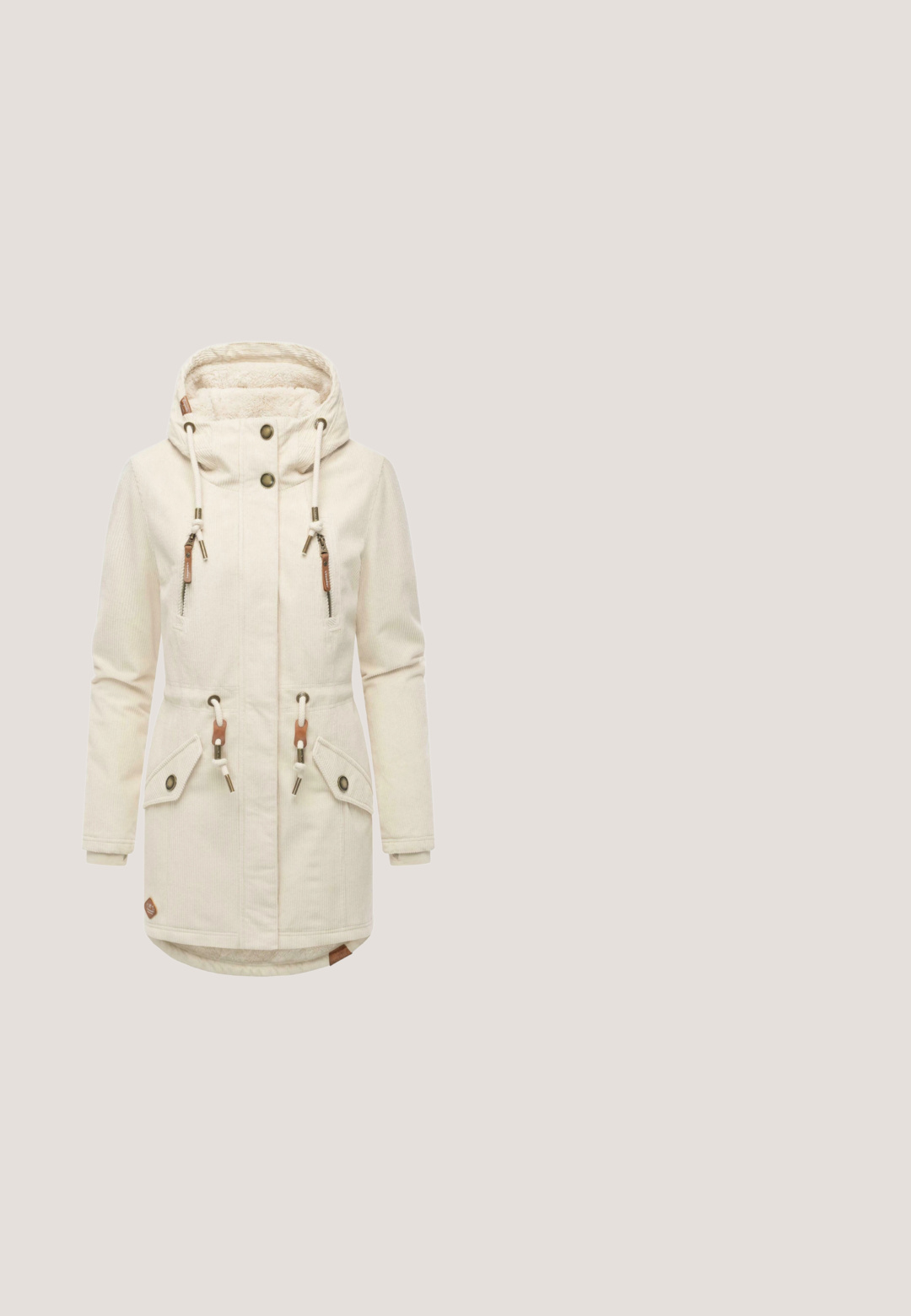 Crème-kleurige buitenjas van textuurstof, met een met bont gevoerde capuchon, trekkoorden en twee voorzakken met knoopaccenten.; Roze hoodie met een kolhals, voorzien van een diagonale ritssluiting en meegenomen koordjes. Gladde textuur met contrasterende bruine accenten.; Lichtroze gestreept T-shirt met korte mouwen en een ronde halslijn, gemaakt van zachte stof en met een ontspannen pasvorm en afgeronde zoom.; camel active Slim fit jeans - dark blue used; s.Oliver Sneakers laag - offwht  salmon; Crèmekleurige crossbodytas met voorflap, zilverkleurig ritsvak en metalen gespdetail op verstelbare riem.