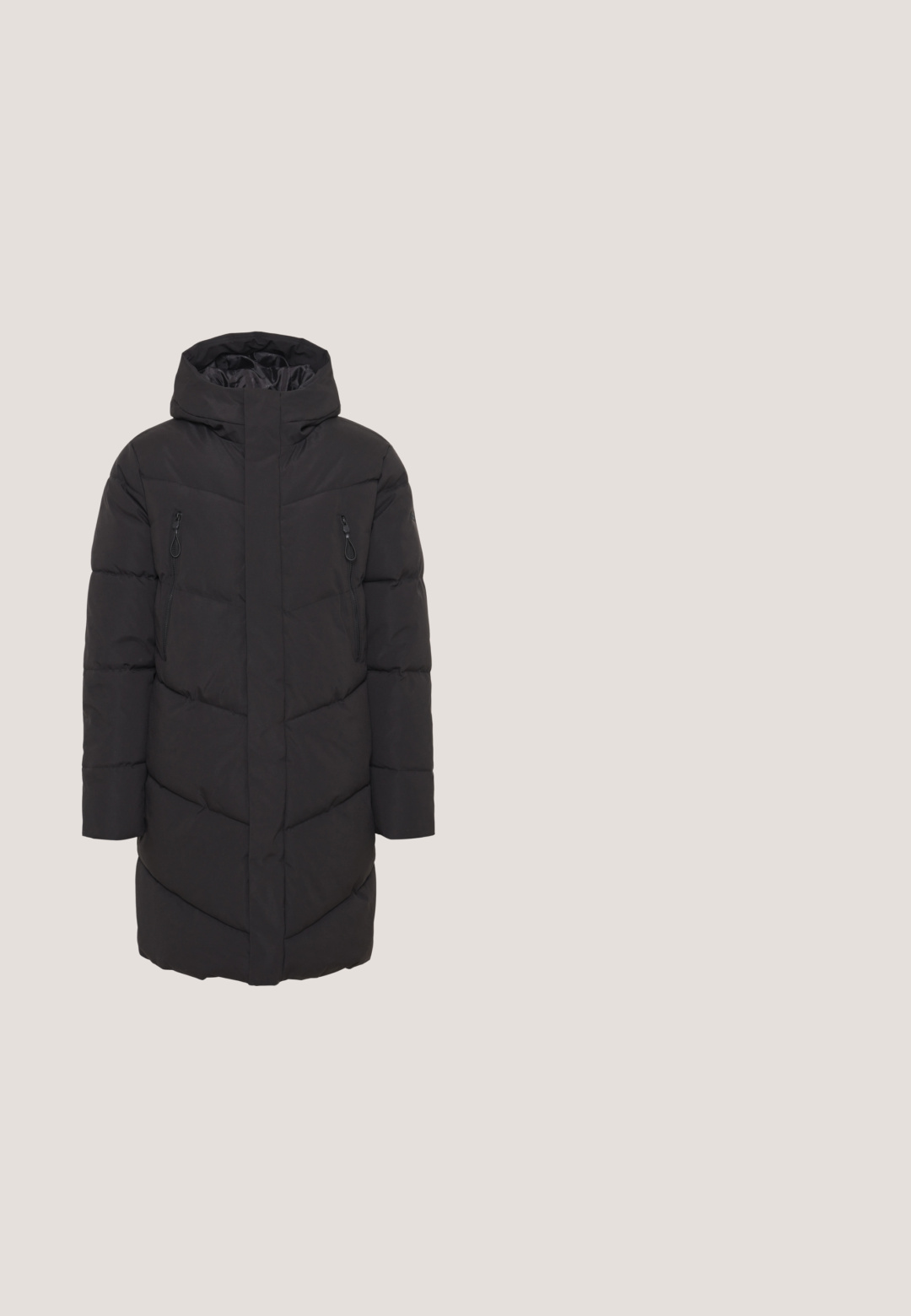 Schwarz gepufferter Mantel mit Kapuze, Reißverschluss vorne, zwei Reißverschluss-Brusttaschen und Kassettenstepp-Design zur Isolierung.; Schwarzer Sweatshirt aus weichem Stoff mit rundem Ausschnitt, überschnittenen Schulternähten und kleinem Anker-Logo auf der Brust.; Schwarzes Langarmhemd aus Leinen mit button-down Kragen, ausgestattet mit elfenbeinfarbenen Knöpfen und einem kleinen bestickten Logo auf der Brust.; Schwarze formelle Hose mit Gürtelschlaufen, Frontknopf und Reißverschluss, vor weißem Hintergrund dargestellt.; Schwarzer isolierter Winterstiefel mit dicker brauner Gummisohle, Zuglaschen und verstellbarem elastischem Schnürverschluss, seitlich sichtbares Logo.; Schwarze Nylon-Umhängetasche mit glatter Textur, ausgestattet mit einer Front-Reißverschlusstasche, verstellbarem Tragegurt und Markenlogo auf der Vorderseite.