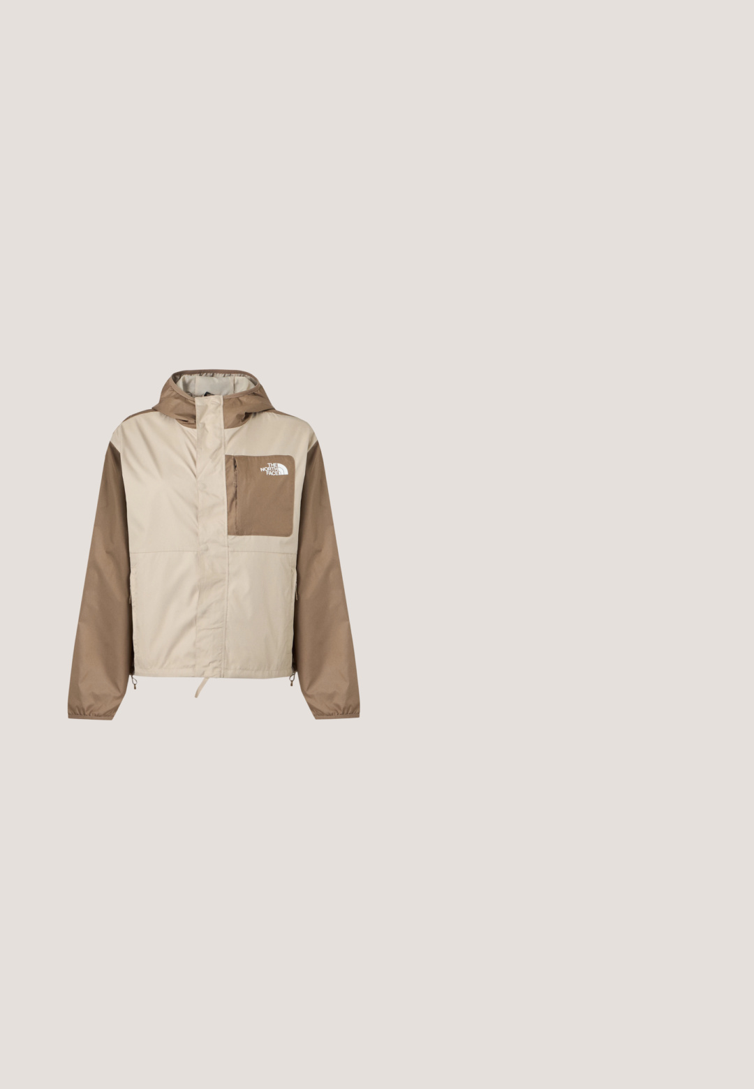 Veste à capuche beige clair et marron avec fermeture éclair complète sur le devant et une poche poitrine marron avec le logo The North Face sur le côté droit.; Sweat-shirt marron à col rond avec manches longues, poignets et ourlet côtelés, petit logo pales rose d'ellesse sur la poitrine et étiquette logo bleu marine sur la manche.; T-shirt marron en coton à manches courtes avec un petit logo "ellesse" rose clair sur le haut gauche de la poitrine et une étiquette sur la manche droite.; Pantalon large en velours marron avec taille élastique et cordon rayé, avec un petit logo Nike doré sur la cuisse droite.; Baskets en daim marron avec une bande blanche sur le côté, fermeture à lacets, et semelle texturée noire, présentées de profil gauche sur fond blanc.; Sac de sport en tissu marron avec poignées doubles, bandoulière ajustable, poche avant plissée avec cordon de serrage, et compartiment principal zippé.