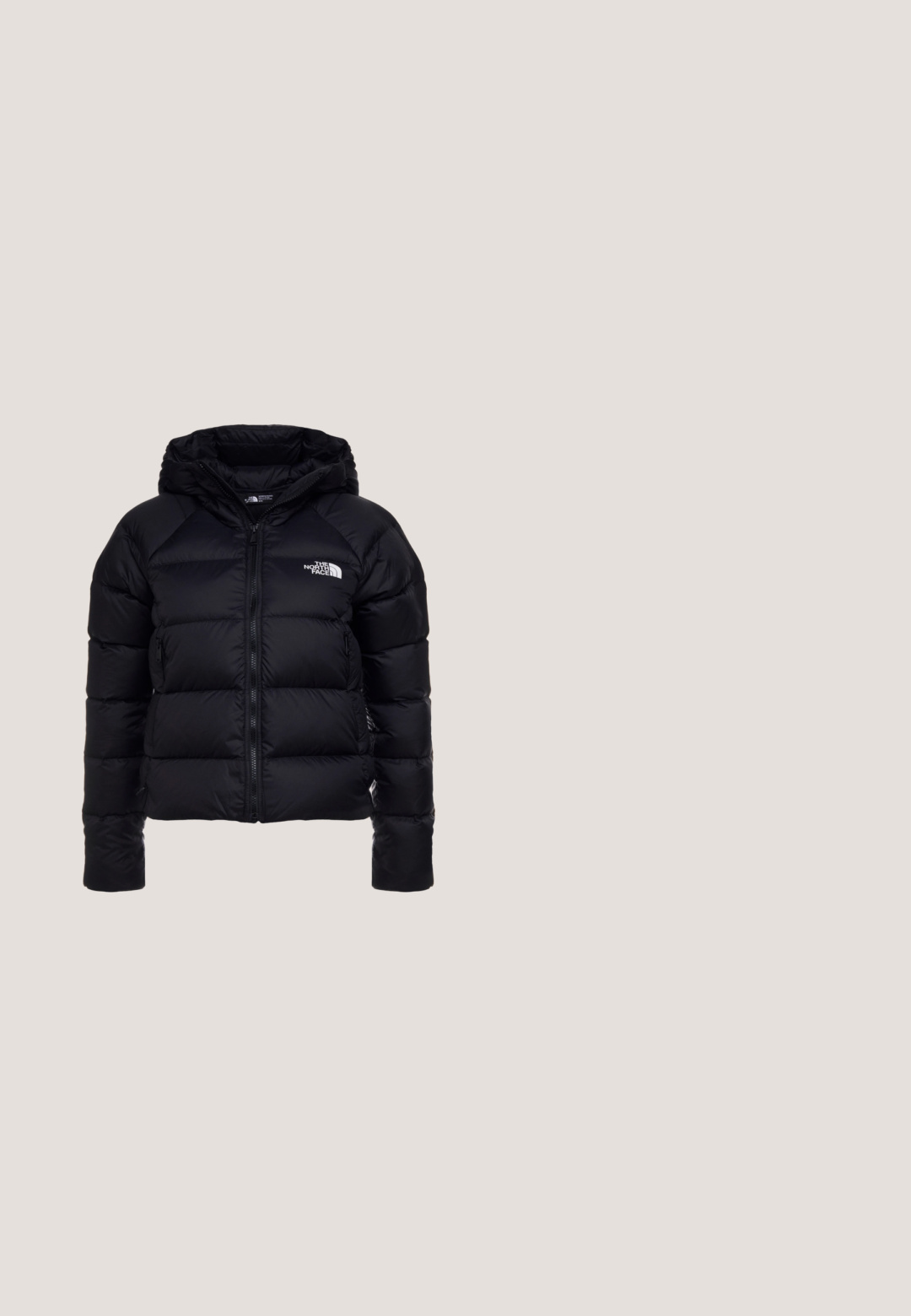 The North Face HYALITE DOWN HOODIE - Untuvatakki - black; Sininen fleecetakki, jossa on osittainen vetoketju, korkea kaulus ja etutasku. Korostettu vaaleammalla sinisellä reunuksella ja kankaan tekstuurilla.; Valkoinen lyhyt toppi ohuilla olkaimilla, jossa The North Facen musta logo rinnassa ja lähellä alahelmaa.; Mustat leggarit joustavasta kankaasta, joissa on korkea vyötärö, sivutaskut, vetoketjutasku ja irrotettava vyö metallikoristeilla.; Vaaleanvihreä juoksukenkä, jossa on beige pohja, leijuu sorapolun yllä, jota ympäröivät nurmi ja pienet villikukat luonnollisessa ympäristössä.; Next Reppu - multi coloured