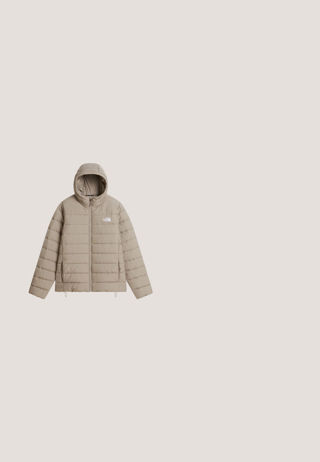 Svetlohnedá prešívaná bunda s kapucňou, predným zipsom, bočnými vreckami a logom The North Face na ľavej strane hrudníka.; Čierna mikina s kapucňou z fleecu, vybavená klokankovým vreckom, nastaviteľnou kapucňou a vyšívaným logom na ľavej strane hrudníka. Mäkká textúra a voľný strih.; Béžové tričko s krátkym rukávom s čiernou grafikou hôr, stromov a kľukatej cesty nad textom "O'NEILL" na prednej strane.; Čierne vonkajšie nohavice s elegantným dizajnom, vyrobené z odolnej, ľahkej textílie. Obsahujú opasok, bočné vrecká a logo na stehne.; DC Shoes PEARY - Členkové šnurovacie čižmy - bb black black; Quiksilver TRANSMISSION P - GAFAS DE SOL POLARIZADAS PARA HOMBR - Slnečné okuliare - black green plz