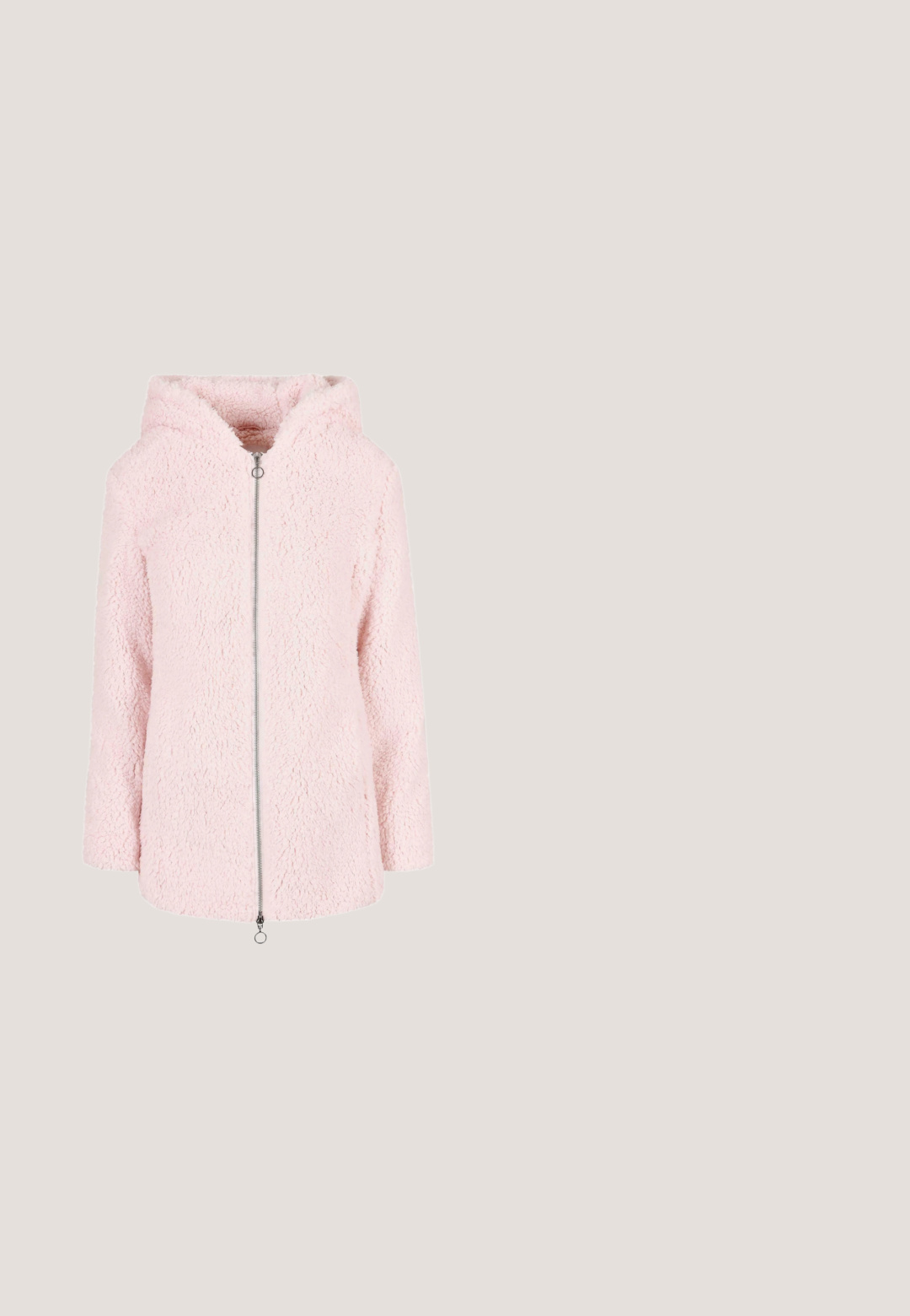 Rosa Kapuzenjacke aus flauschigem, strukturiertem Stoff. Verfügt über einen Frontreißverschluss und eine lockere Passform mit langen Ärmeln.; Langärmliges Poloshirt mit schwarzen und hellpinkfarbenen horizontalen Streifen, mit Knopfleiste und gerippten Bündchen, flach auf weißem Hintergrund präsentiert.; Helle beigefarbene Latzhose aus Denim, mit einer quadratischen Tasche, verstellbaren Trägern, Druckknöpfen an der Seite und weitem Bein-Schnitt.; Weißer niedriger Adidas Samba Sneaker mit kastanienbraunen Streifen, beiger Wildleder-Zehenkappe und Gummisohle.; Schwarze Cats-Eye Gucci-Sonnenbrille mit grauen Verlaufslinsen, breiten Bügeln und sichtbarem Markennamen am Gestell, auf einer weißen Fläche platziert.; Weiche, rosa, rechteckige Handtasche mit kleinen silbernen Nieten, die in einem verstreuten Muster angeordnet sind, und einem dünnen Riemen auf weißem Hintergrund.