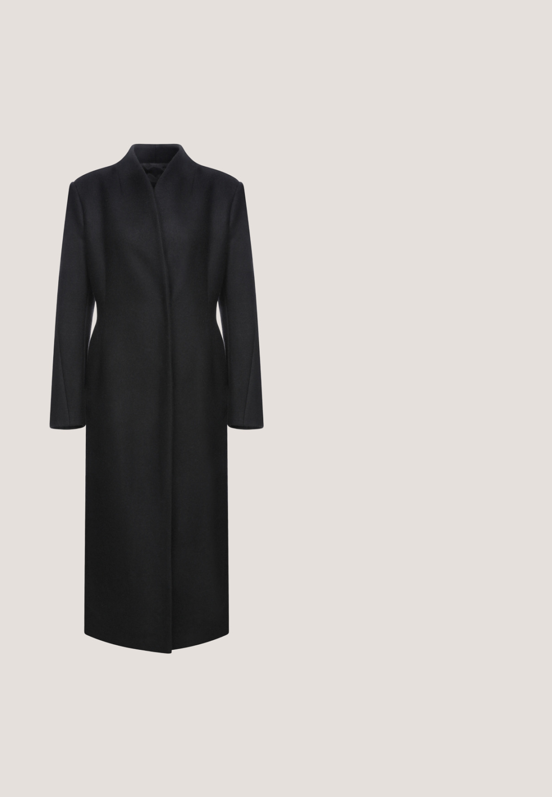 Abrigo de lana negro con un alto cuello, mangas largas y un corte recto. Diseño minimalista sin cierres ni patrones visibles.; Top negro asimétrico hecho de tela texturizada; presenta un detalle de lazo en el hombro izquierdo y un diseño ajustado.; Pantalones de pierna ancha negros con una cintura alta, hechos de una tela suave. Presenta dos bolsillos delanteros y dos botones en la cintura.; Elena Iachi Botines con plataforma - black; Bolso de mano de cuero negro con textura recogida, cierre de broche metálico y logo en relieve sutil en el frente. Forma redondeada.; Cinturón de cuero negro con una banda ancha y una gran hebilla metálica irregular de color cobre.