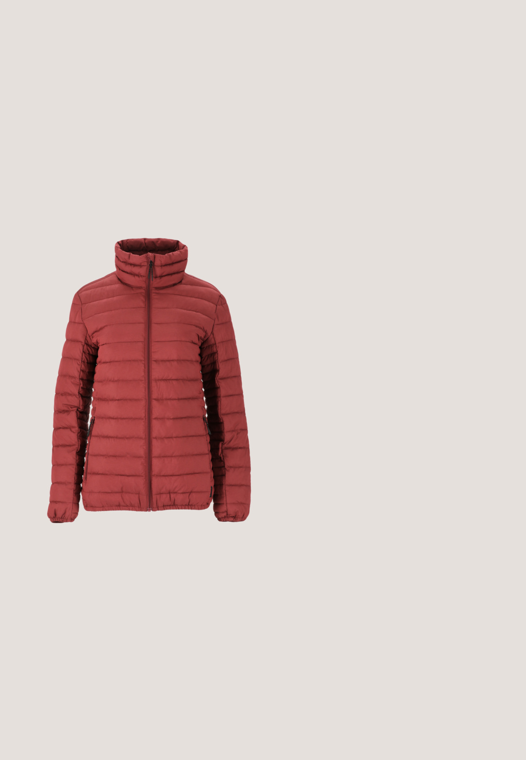 Whistler Winterjas - red pear; Langemouwtop met een kwart-rits kraag. Gemaakt van een zachte stof met een roze achtergrond en een zwart luipaardprint patroon.; Waterdichte, roze skibroek met een rechte snit, geplooide voorkant, twee zijzakken en zwarte accenten bij de enkels.; Zwarte geïsoleerde winterlaars met een gewatteerde bovenkant, ronde neus en een gestructureerde rubberen zool met rode accenten en een verstelbare sluiting.; Paarse zonnebril met een slank, rond ontwerp. Spiegellenzen tonen gradientkleuren. Merkwaarde "ROXY" is prominent op de poot.; Beige sherpa stof rugzak met paarse rits en handvat, voorvak en een klein Roxy merklabel in de rechterbenedenhoek.