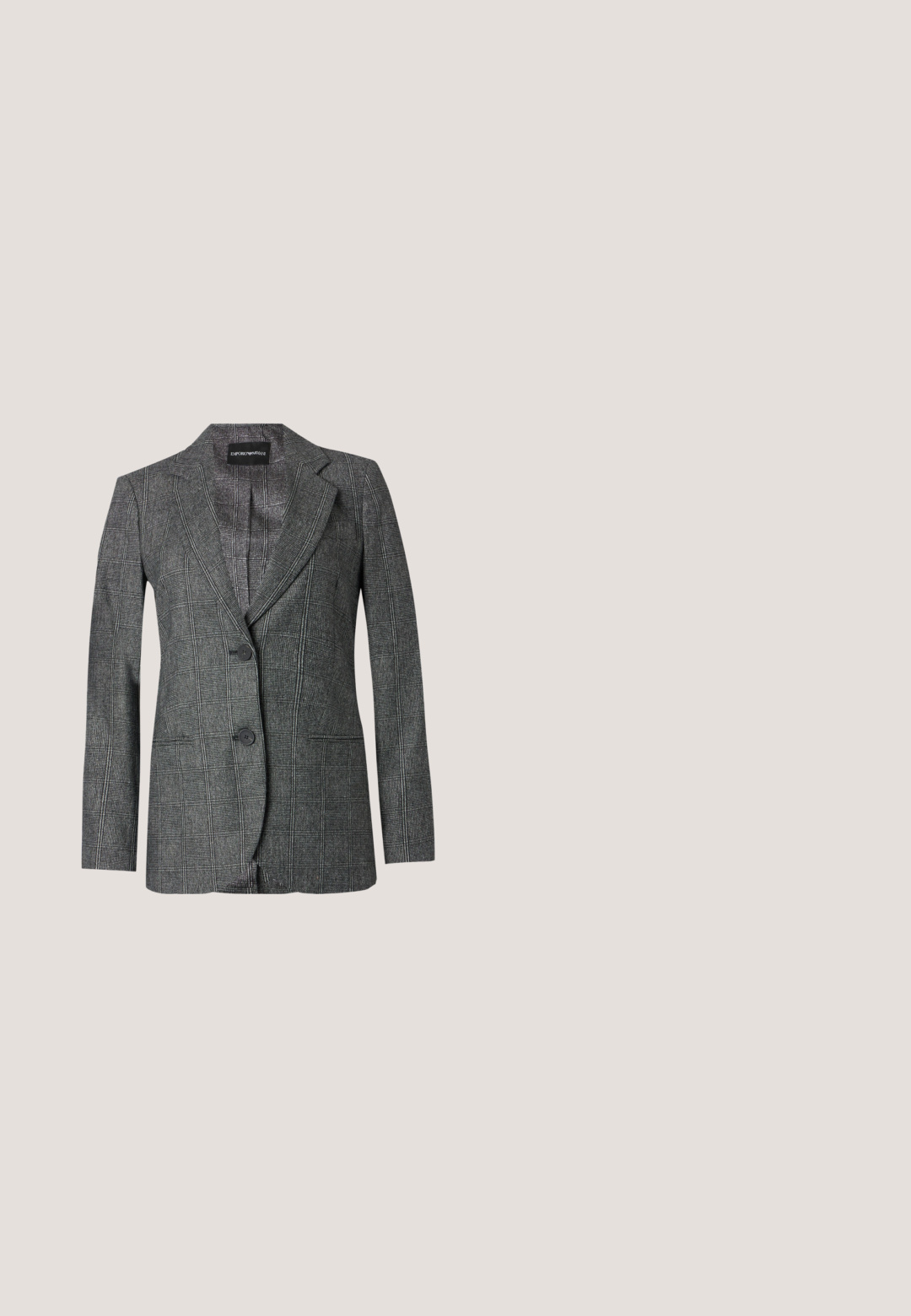 Grå ternet blazer med to forreste knapper, haklapper og lange ærmer, lagt fladt på en lysegrå baggrund.; Rabanne Maxikjoler - white; Sort læder kitten heel med spids sølvfarvet tåhætte og dobbelte spænderemme på hvid baggrund.; Sorte rektangulære solbriller med gradientlinser. Lavet af plastik, med gyldent brandmærke på stængerne og en mat finish.; Sort Michael Kors-håndtaske med top-håndtag, crossbody-rem og guld MK-logo charm på ensfarvet hvid baggrund.; Guldmetal manchetarmbånd med en tekstureret, hamret finish, der har et blomstermotiv med tre små kunstige perler i midten.
