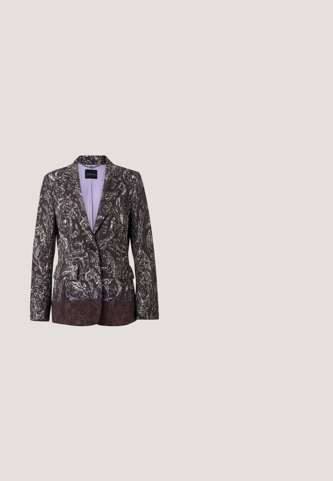 Blazer cintré pour femme avec motif paisley noir et blanc complexe, fermeture à un bouton et doublure intérieure lavande.; Chemise mauve clair avec un motif floral en vert, bleu et or. Elle possède un col, des boutons sur le devant et des manches longues.; Jupe crayon marron foncé recouverte de paillettes brillantes avec une taille élastique unie marron, présentée sur un fond blanc.; Sandale à talon haut avec de fines lanières scintillantes, une bride de cheville avec une boucle en strass et une semelle texturée dans des tons neutres.; Pochette dorée de forme rectangulaire, recouverte de strass argentés brillants. Dotée d'une fine bandoulière métallique et d'une fermeture éclair.; Collier ton or avec chaîne circulaire texturée et fermoir ajustable sur un fond neutre.
