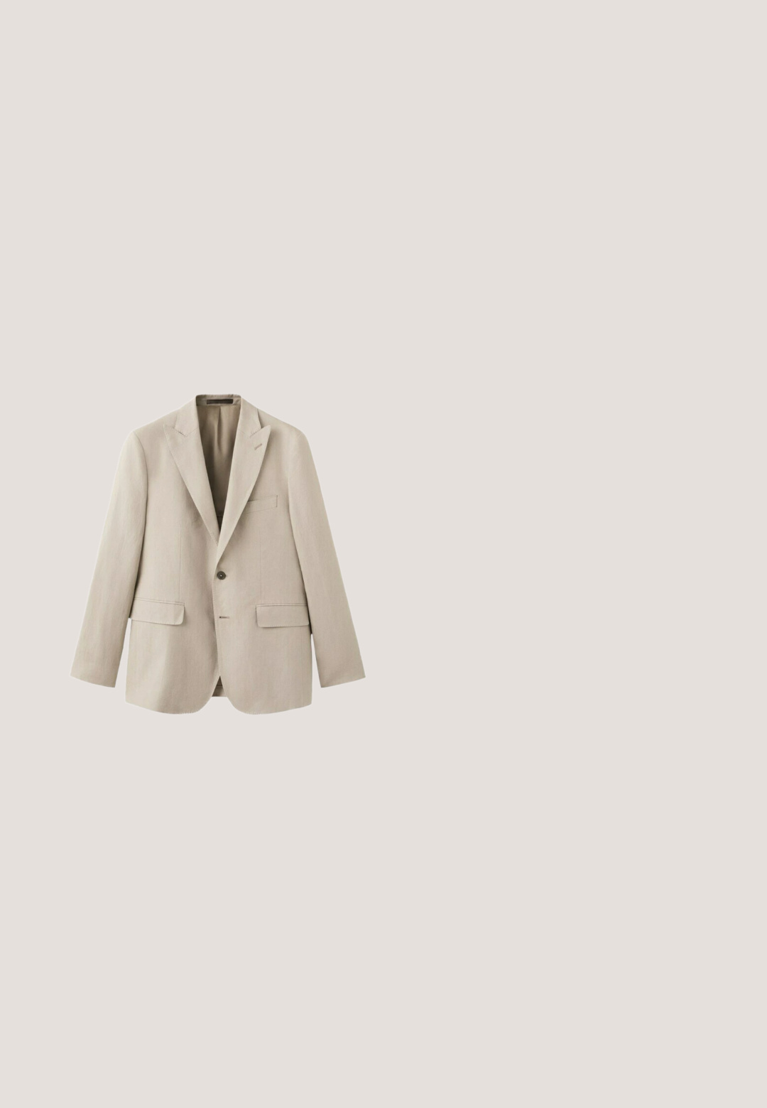 Beige enkeltknotters herreblazer med hakkede revers, to frontlommer med klapper, en brystlomme og en synlig knap, vist på hvid baggrund.; Ærmeløs strikket vest med V-hals, der har horisontale mønstre i grøn, burgundy, tan og hvid med ribbede kanter.; Kortærmet skjorte i let stof med en hvid bund og et gentaget blomstermønster i rødt og grønt. Indeholder krave og knapper.; Beige buks med højt liv, vide ben, plisseringer, bæltestropper og knaplukning foran.; Herres mørkebrune læderloafer med slip-on-design, moc-tå syninger og gummisål, vist i profil på hvid baggrund.; Brun læder messenger-taske med justerbar skulderrem og klaplukning, der viser let tekstur og syningsdetaljer.