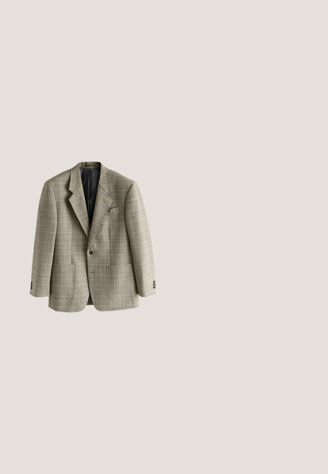 Blazer de hombre hecho a medida con patrón de cuadros beige y marrón, solapas con muesca, botón de un solo pecho y bolsillos frontales, presentado plano.; Suéter de punto marrón con cuello redondo, mangas largas y puños acanalados. Textura suave, acabado liso y corte relajado.; Pantalones de pana en un color marrón intenso; presentan un frente plisado, piernas rectas y un cierre de botón en la cintura.; Zapato brogue marrón de cuero para hombre con diseño de ala, detalles perforados, cordones negros y tacón plano sobre fondo blanco.; Pañuelo de seda a cuadros en marrón y beige con un borde marrón liso sólido y el logo "Polo by Ralph Lauren" en la esquina.; Bandolera de cuero marrón con una parte superior plana, doble hebilla y una correa desmontable, que presenta una textura suave y acentos de hardware resistentes.