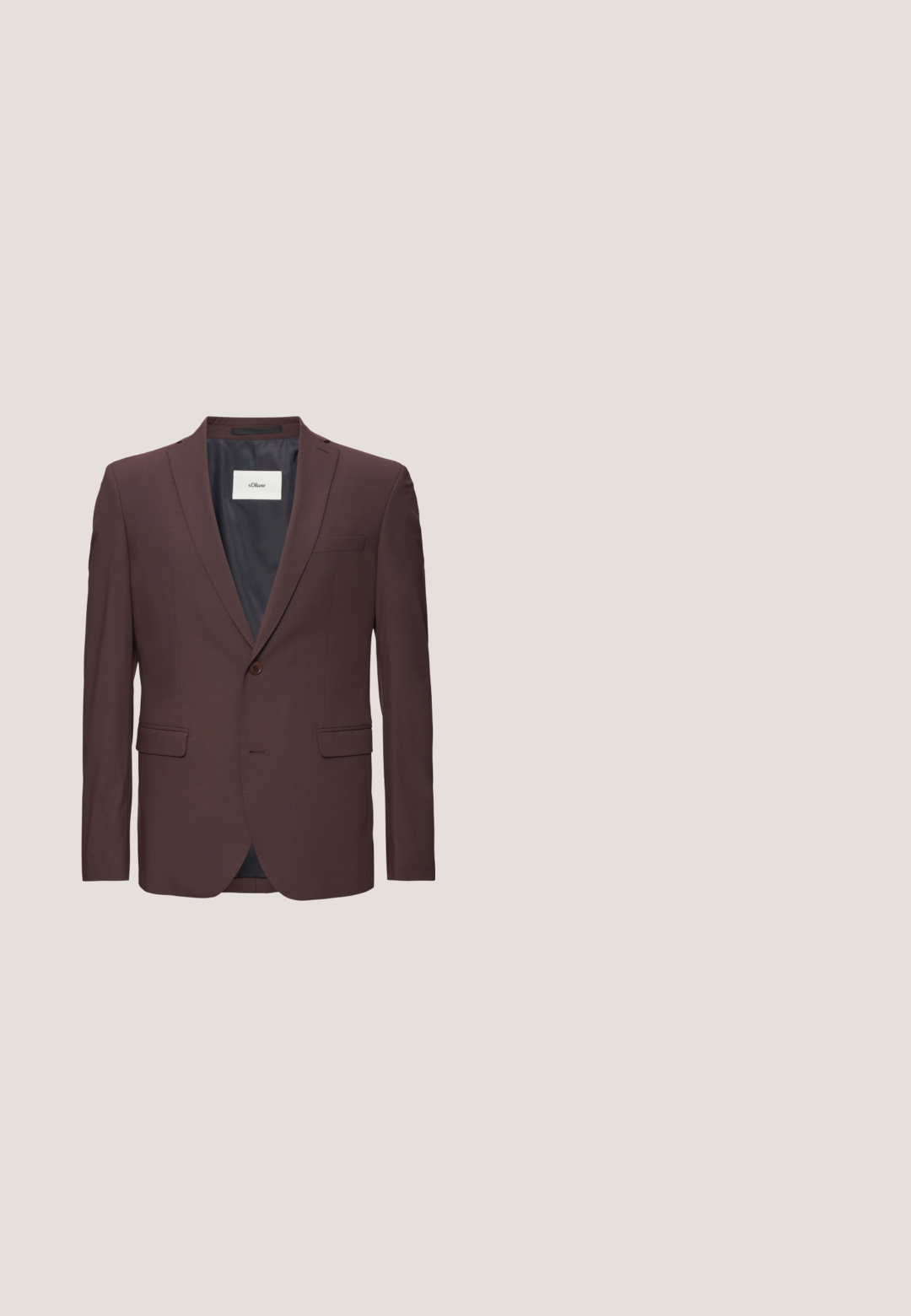 Brauner Blazer mit einem einzigen Knopf, Reverskragen und zwei vorderen Taschen. Das Innenfutter besteht aus einem dunkelblauen Stoff und enthält ein kleines Etikett.; Langärmliges, knöpfbares Hemd mit schmalen roten und weißen vertikalen Streifen. Der Stoff ist glatt, mit einem klassischen Kragen und geknöpften Manschetten.; Braune maßgeschneiderte Hose mit flachem Frontdesign, Gürtelschlaufen und einem einzigen Knopfverschluss. Hergestellt aus einem glatten Stoff mit geradem Bein.; Braune Lederanzugschuhe mit einer abgerundeten Spitze, Schnürverschluss und glatter Oberfläche. Verfügt über einen niedrigen, gestapelten Absatz und dezente gestickte Akzente.; Braune Satin-Fliege mit passendem Einstecktuch. Die Fliege hat ein elegantes Design und einen verstellbaren Riemen für einen sicheren Sitz.; Geflochtener brauner Ledergürtel mit einer silberfarbenen Metallschnalle, glatten Kanten und einer strukturierten Oberfläche. Akzente umfassen einen Lederhalter.