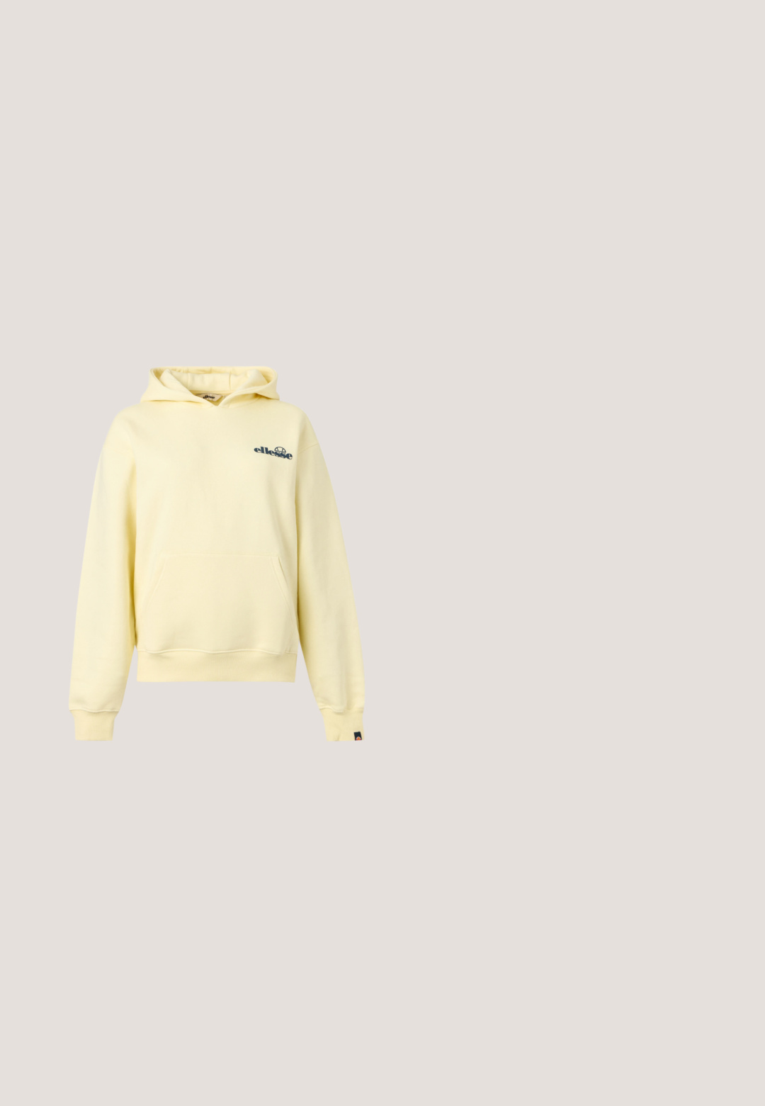 Sweat à capuche jaune clair avec poche avant, petit logo foncé sur le côté gauche de la poitrine et étiquette sur le poignet de la manche gauche.; T-shirt en coton bleu clair à manches courtes et encolure ronde. Présente le logo "NIKE" et le texte en impression blanche et pêche.; Shorts de sport gris clair avec des panneaux latéraux blancs, une taille élastique et un cordon noir, présentés sur un fond uni.; Baskets de sport vertes avec un swoosh rose, design à lacets, tissu texturé et semelles en caoutchouc blanches. Associées à un large pantalon en denim bleu.; Sac fourre-tout bleu clair avec une fermeture éclair, des poignées doubles, une poche avant et un logo Nike subtil imprimé dans un design contrasté.; Boucles d'oreilles pendantes en argent avec des cristaux clairs rectangulaires et ronds alignés verticalement, sécurisées par des fermoirs à levier.