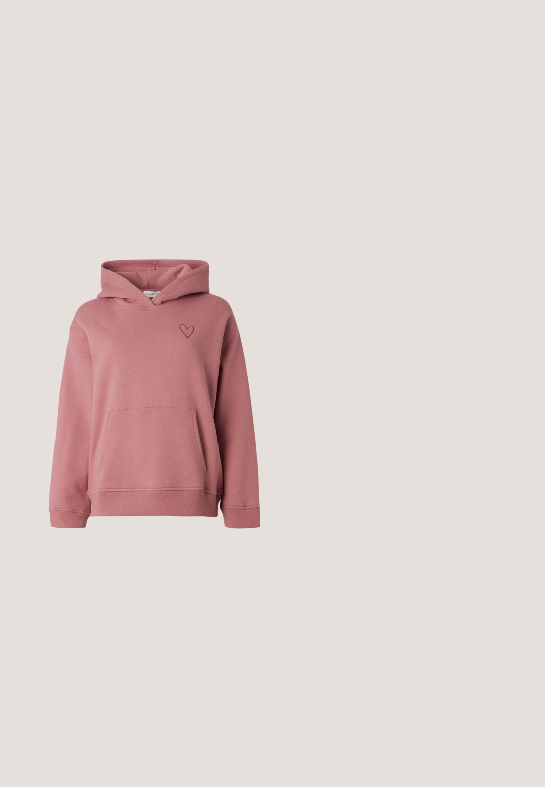 Sweat à capuche rose poudré avec poche avant et petit cœur brodé sur le côté gauche de la poitrine, avec des manches longues et une capuche.; T-shirt en coton pêche pâle avec col et manches côtelés bordeaux. Présente des designs brodés incluant des plantes et un cheval.; Jeans bootcut en denim bleu. Présentent une taille mi-haute, cinq poches, des coutures discrètes et un aspect légèrement délavé sur les jambes.; Baskets en toile beige avec semelle épaisse en caoutchouc blanc, posées sur un tapis beige texturé avec un canapé beige arrondi en arrière-plan.; Sac à épaule en cuir marron avec motif gaufré, quincaillerie dorée, porte-carte assorti attaché, et logo "ANNA FIELD" à l'avant.; Paire de boucles d’oreilles créoles argentées polies avec un petit anneau circulaire attaché et un pendentif allongé en forme de goutte suspendu en dessous.