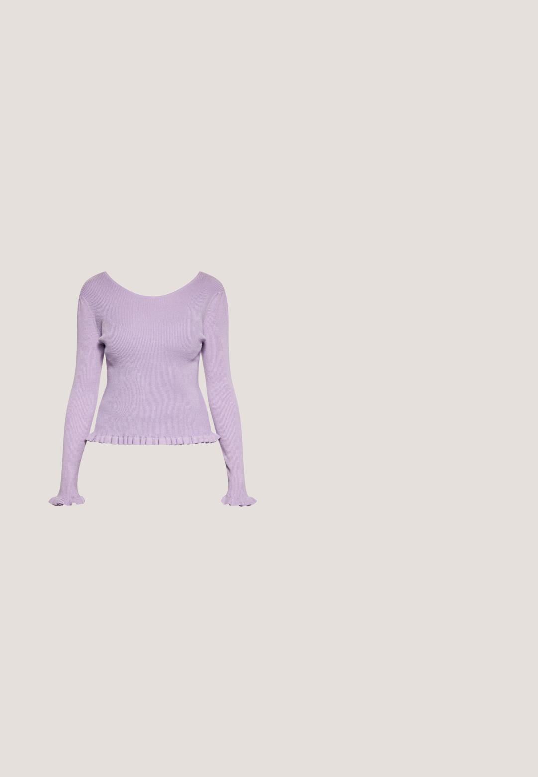 Langærmet lavendelfarvet ribstrikket sweater med flæseærmer og kant samt en bred rund udskæring.; Rosa cropped jakke med lange ærmer, struktureret rosemønster, rund halsudskæring og frontlukning med bånd. Feminin design med blødt, lagdelt stof.; Even&Odd by Zalando Mini skirts  - lilac; Lyserød læderhøjhælet sko med rundet tå, ankelrem og bølget kant. Har en slank blokhæle for støtte.; Rund, lyserød lædertaske med præget tekst og hjerte-design, der har en aftagelig skulderrem og en glat overflade.; Løveprint hårklips i hvid og burgunder, der ligner en sommerfugl. Designet har blank plastik og et guldfarvet hængsel.