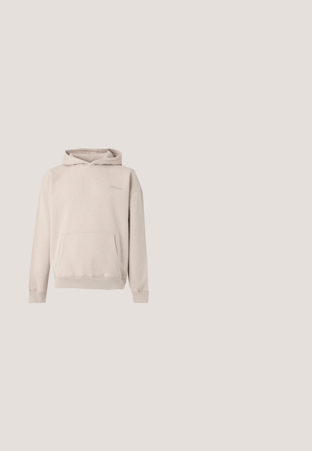 Sudadera con capucha de color beige claro con bolsillo delantero y nombre de la marca bordado sutilmente en el área izquierda del pecho, mostrada sobre un fondo liso.; Camiseta beige de manga corta con texto azul "Endless Nature" en el pecho izquierdo y cuello redondo.; Pantalones cortos beiges hechos de una tela ligera, con cinturilla elástica, cordón y bolsillos laterales con costuras en contraste.; Zapatilla blanca con acentos en negro y gris, que presenta una puntera texturizada en gris, suela de goma negra y cordones planos blancos. Diseño limpio, estilo minimalista.; Gafas de sol sobredimensionadas y claras con lentes oscuros, que presentan un marco rectangular grueso y acentos texturizados en las patillas. Fabricadas de plástico transparente.; Bolso tote de lona azul con bolsillo frontal y bordado rojo "O.N.S", con asas dobles y una correa ajustable para el hombro.