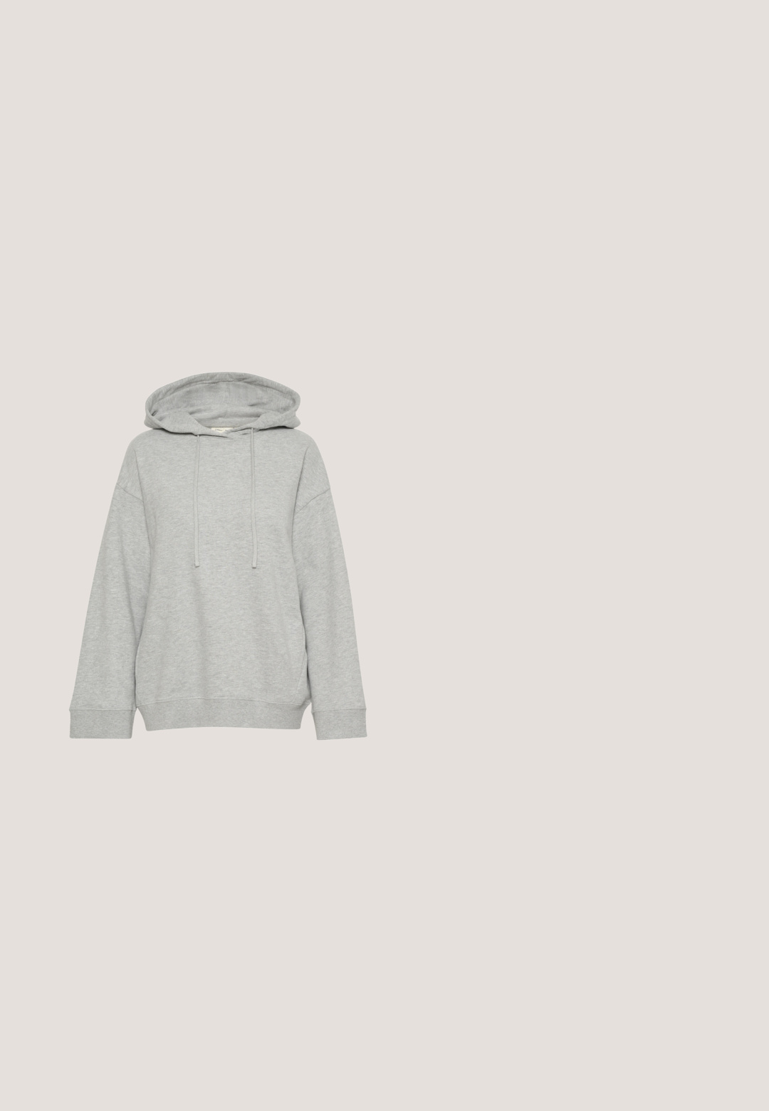 Graue Kapuzenjacke mit einem lockeren Schnitt, ausgestattet mit langen Ärmeln, Kordelzug und gerippten Bündchen. Hergestellt aus weichem, strukturiertem Stoff.; Kaffe KATOMINA - T-Shirt basic - grey melange; Hellgraue Jogginghose aus weichem Stoff, mit einem elastischen Bund und Kordelzug, elastischen Bündchen und einer lockeren Passform.; Hellgraue Sportschuhe mit einem Obermaterial aus Netzgewebe, runder Sohle und gepolstertem Design. Verfügt über Schnürsenkel und ein kleines Logo an der Seite.; Grau über die Schulter tragende Tasche mit strukturiertem Oberflächenmaterial, gelbem Zipper-Detail, verstellbarem Tragegurt und silberner Hardware. Abgerundete Form, kompaktes Design.; Heideman VIONA - Armband - silberfarben poliert
