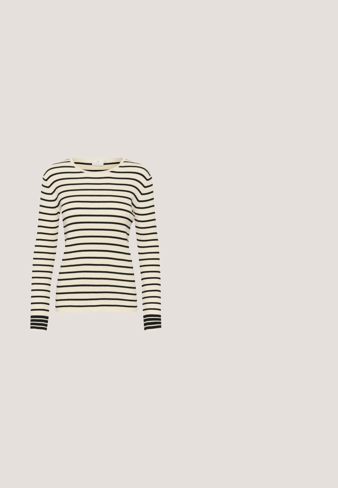 Ribitud kudumisega pikad varrukad, must-valgete horisontaalsete triipudega, ümar kaelus ja kehakujuline siluett.; My Essential Wardrobe MWSILLE HACE - Nööpidega pluus - black; Mustad laia säärega püksid, millel on kõrge vöökoht ja eespool ise seotav vöö, esitletud tavalise valge tausta peal.; Tamaris CHELSEA  - Platvormtallaga poolsaapad - black; Must nahast käekott kumerate servadega, millel on lühike käepide ja eemaldatav kangast rihm. Külgedel kuldsed riistvara detailid.; Õrn kuldkett kaelakee väikese lõpmatussümboli ripatsiga keskel, millel on kaheksajala kinnis.