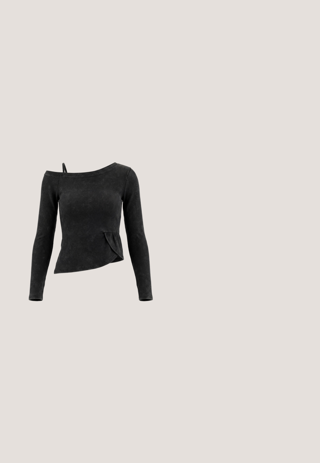Sort ribbet langærmet top med skulderfri design på venstre side og overlappende lagdelt kant på højre side.; Sort langærmet cardigan lavet af gennemsigtig blonde med rynkede detaljer, med V-hals og seks sølvfarvede knapper foran.; Sorte prikkede flared bukser med et subtilt leopardmønster. Fremstillet af et glat stof med en strækbar talje for komfort.; Sorte platform sandaler med en tekstureret rem, spænde-lukning og cirkulære metalnitter. Kraftig sål med en rillekant. Har brandlogo indeni.; Sorte og hvide håndtaske med et struktureret mønster, rund form og en tynd sort skulderrem. Bemærkelsesværdige sølvhardware detaljer øverst.; Dobbeltlags sølvsmykke med små hvide perler på den øvre kæde og et hjerteformet vedhæng på den nederste kæde.