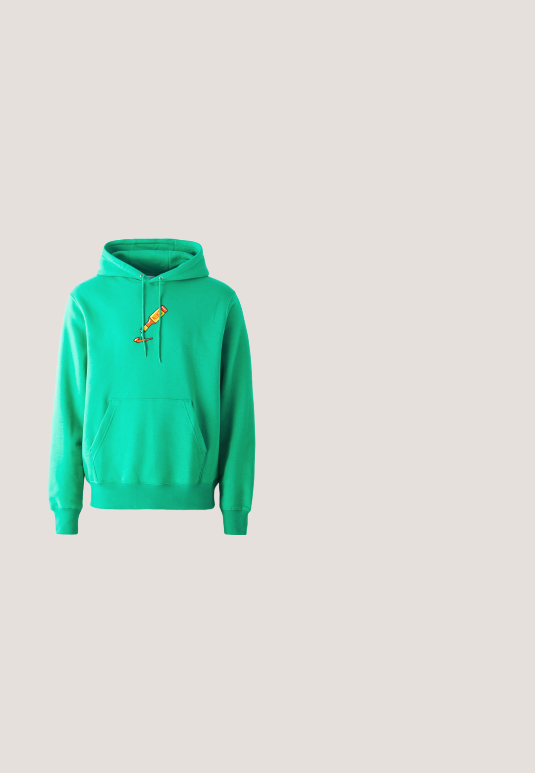Grüne Kapuzenjacke aus weichem Stoff, mit einer Kängurutasche vorne und einem Logo einer FarbTube, die auf der Brust tropft.; Graues T-Shirt mit kurzen Ärmeln, das ein dezentes Farbverlaufmuster, einen Rundhalsausschnitt und ein kleines blaues Logo auf der Brust aufweist. Glatte Stofftextur.; Blaue Jeans-Latzhose mit verstellbaren Schultergurten, vorderer Brusttasche, zwei Seitentaschen und weitem Bein auf weißem Hintergrund.; Schwarze Lederloafers mit runder Zehenform, eleganter Schlupfdesign und dicker Gummisohle mit strukturiertem Griff. Erhöhter Absatz und dezente Nähdetails.; Olivgrüne rechteckige Tasche aus strapazierfähigem Material, ausgestattet mit zwei vorderen Reißverschlusstaschen und einem Logo. Sanfte Textur mit kontrastierenden schwarzen Reißverschlüssen.; Silberne Halskette mit flachen, breiten Gliedern und gleichmäßig verteilten schwarzen quadratischen Akzenten mit floralen Gravuren.
