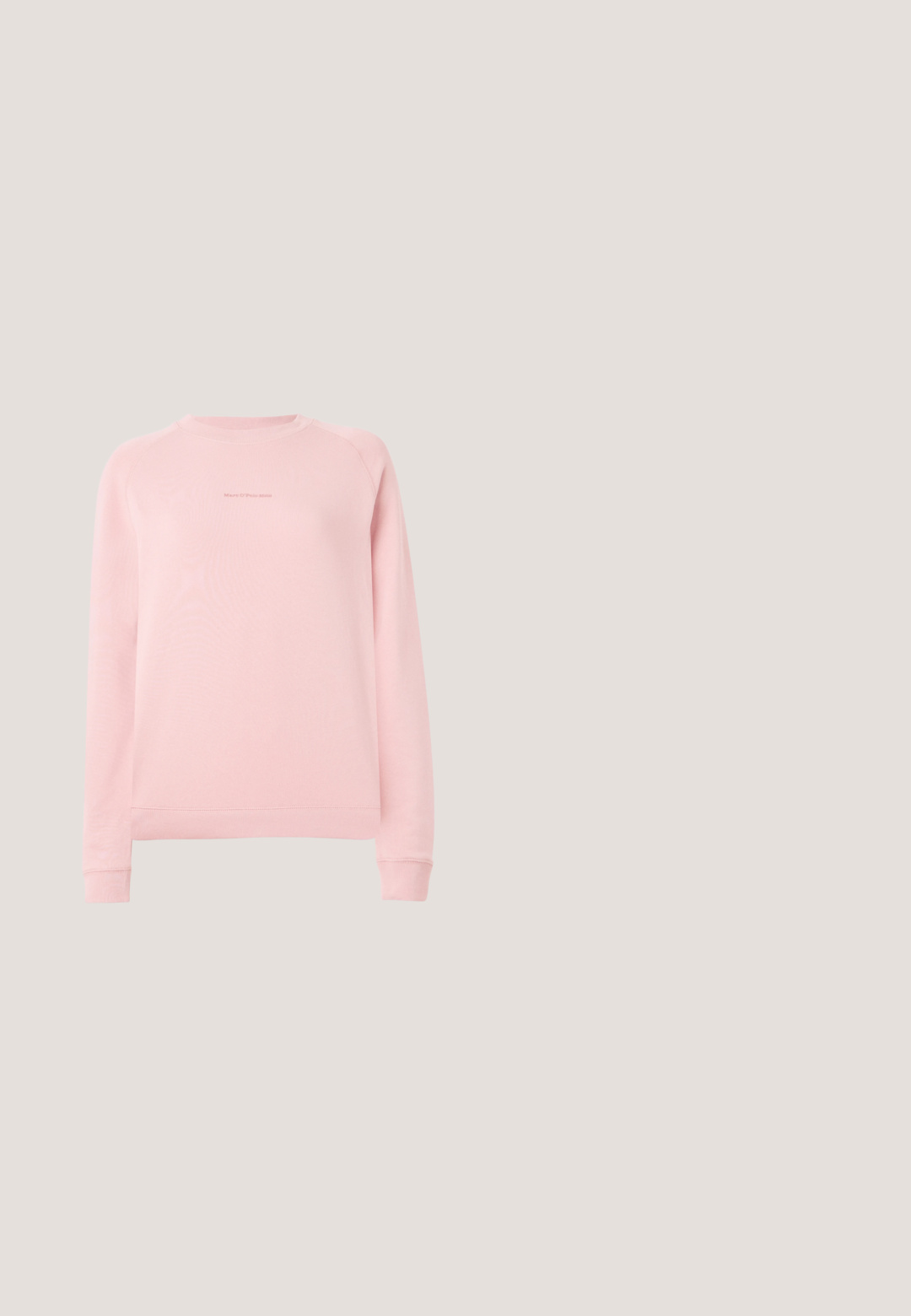 Lyserød sweatshirt med lange ærmer, rund halsudskæring og et diskret logo trykt på brystet. Fremstillet af blødt, glat stof.; Lyseblå kvinder kortærmet T-shirt med rund hals og lille "BOSS"-logo broderet på venstre bryst samt sort mærkat indeni kraven.; Blå denim vidt ben bukser med høj talje, som har forlommer, en knaplukning og let falmning på lårene.; Sølv- og off-white lavtop-sneakers med tekstureret sål, snørelukning og sidelæns stribedesign mod en lys grå baggrund.; Brun læder tote taske med justerbar skulderrem og guldfarvet spænde, glat tekstur, vist mod en ensfarvet hvid baggrund.; Sølv snoede øreringe i hoop-stil, den ene vist lukket og den anden åben med en stiftlås, på en hvid baggrund.