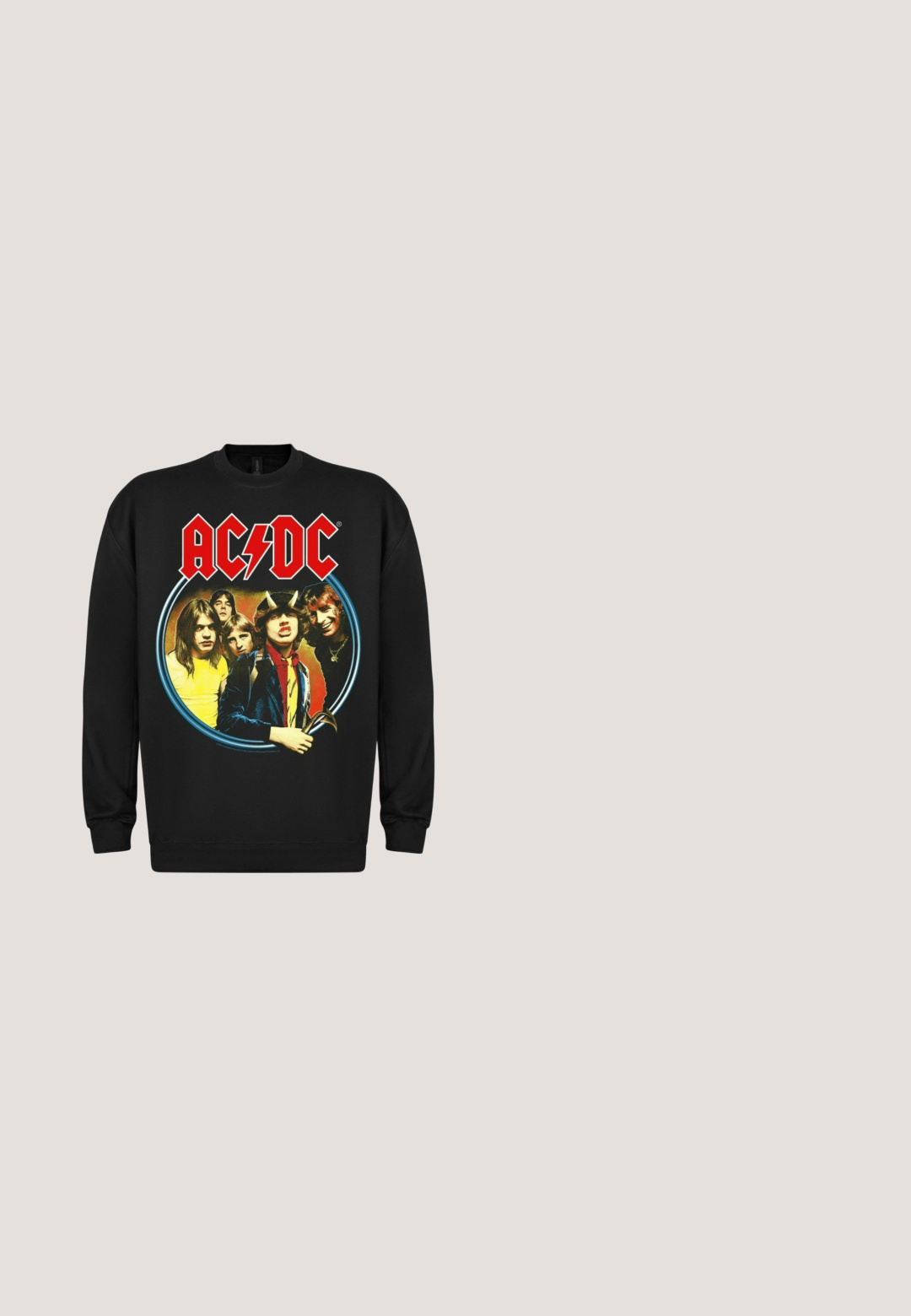 rockshirts AC DC HIGHWAY TO HELL NORTH AMERICA TOUR 1979 - Sudadera - black; Camisa de franela a cuadros rojos y negros con diseño de botones, que cuenta con dos bolsillos en el pecho y cuello tipo polo. Fabricada en algodón texturizado.; Vaqueros de mezclilla azul de corte ajustado con detalles desgastados, múltiples rasgaduras y un lavado desvanecido. Cuenta con un diseño de cinco bolsillos y trabillas para cinturón.; Bota de combate de cuero negro con tobillo alto, punta redonda, cordones en la parte delantera y suela de goma resistente con un dibujo profundo para mayor tracción.; Pulsera de cadena de metal negro con eslabones ovalados entrelazados y una cadena de extensión ajustable con cierre de langosta.; Cinturón de cuero negro con una hebilla metálica brillante y un detalle de cadena plateada adjunta, con una textura suave y orificios de tamaño ajustables.