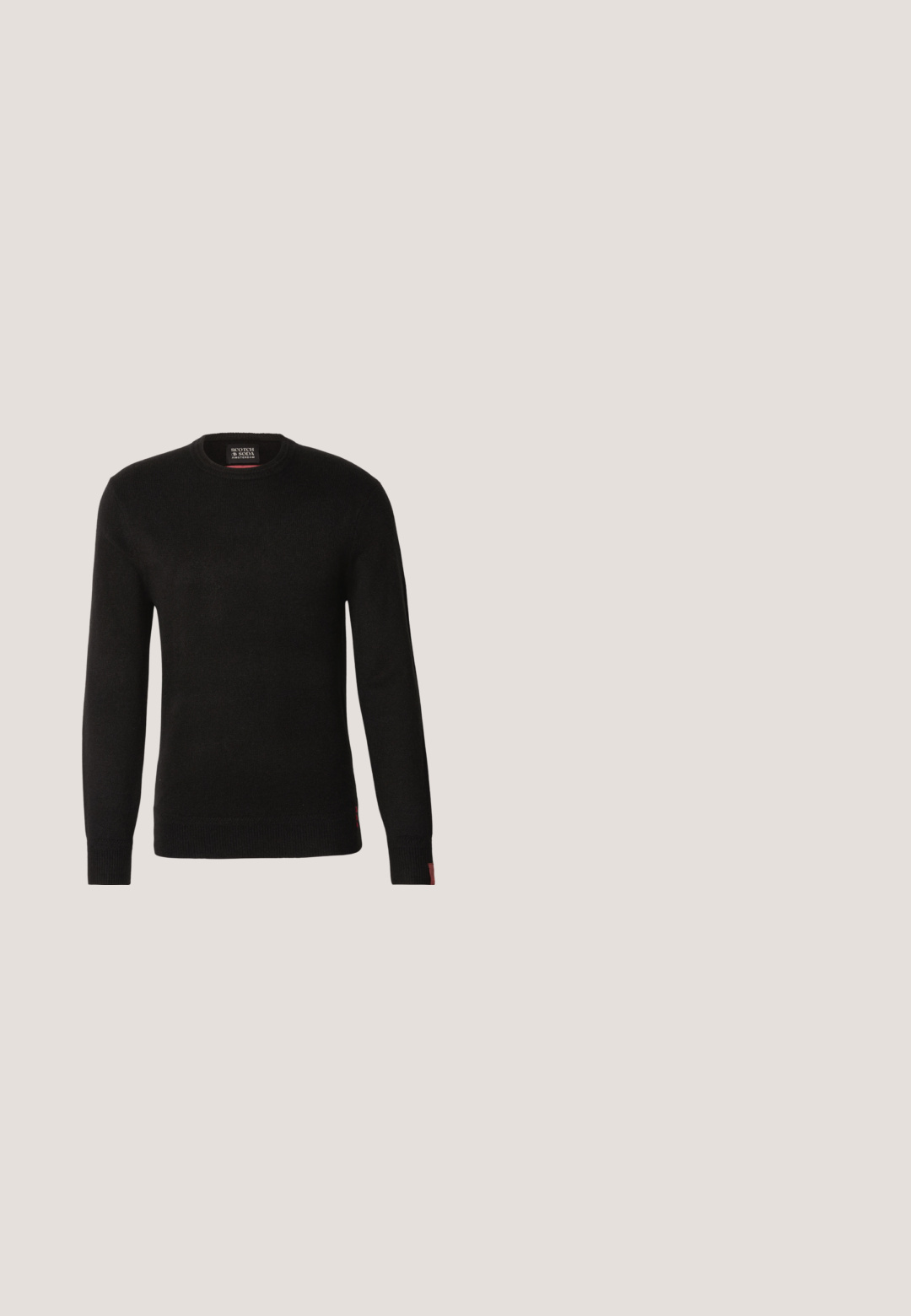 Scotch & Soda REGULAR FIT CREW NECK - Trui - meteorite; Zwarte blouse met lange mouwen, knoopsluiting aan de voorkant, twee borstzakken en een gestructureerde kraag. Gemaakt van een stevige stof met een soepele textuur.; Zwarte gebreide broek met een trekkoord in de taille, rechte pijpen en zijzakken. Zachte textuur met een gladde afwerking.; Zwarte suède Chelsea-boot met elastische zijpanelen, ronde neus, subtiele textuur en een trekband aan de achterkant. Vlakke rubberen zool.; Compacte zwarte Valentino crossbodytas met gestructureerd oppervlak, voorvak met rits en verstelbare schouderriem met merklogo op een effen achtergrond.; Zwarte leren riem opgerold met een rechthoekige zilveren metalen gesp op een effen lichte achtergrond.