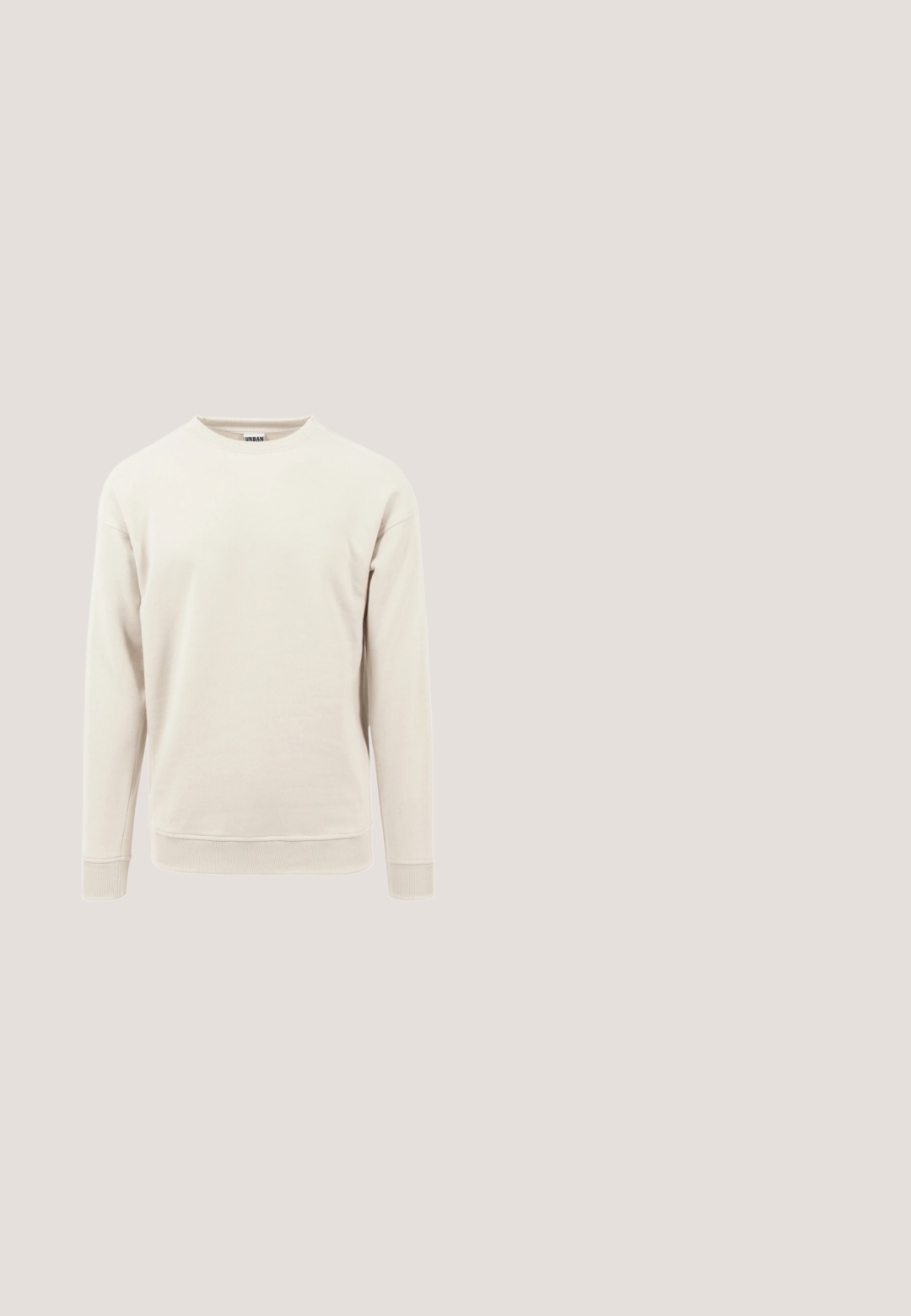 Lys beige sweatshirt lavet af blød stof, med rund hals, lange ærmer og ribbede manchetter ved ærmerne og kanten.; Beige kortærmet ribbet skjorte med fem knapper og en hakket krave, vist på en ensfarvet lysegrå baggrund.; Beige brede benbukser lavet af bomuldsstof, med høj talje, forneden folder og en enkelt knaplukning.; Hvide lædersneakers med et brunt ruskind V-logo, rund tå, flad snørelukning og struktureret sål for greb.; Canvas tote bag i off-white, med korte håndtag og teksten "LES DEUX" trykt i fede sorte bogstaver. Holdbart, simpelt design.; Vævet beige bælte lavet af elastisk materiale med en sølv metalspænde og suedaccentuer. Har et strukturelt mønster over hele båndet.