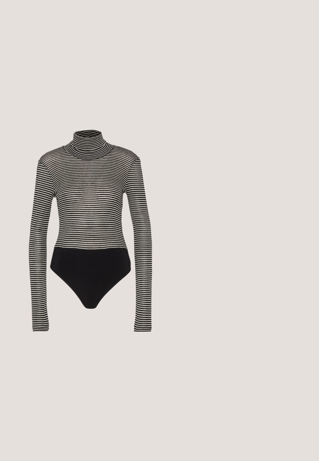 Anna Field by Zalando Langarmshirt - black/beige; Weite Hosen aus dunkelgrünem Stoff. Mit hoher Taille, vorderen Falten und Gürtel-Schlaufen. Glatte Textur und maßgeschneidertes Design.; Schwarzer Leder-Loafer mit Absatz, klobiger Sohle und goldfarbenem Metall-Detail, gezeigt vor einem minimalistischen Innenhintergrund mit vertikalen Linien.; Schwarze Lederhandtasche mit geschwungenem Design, strukturiertem Material, vorderen Nähten und einem Logo in Goldtönen. Verfügt über einen einzelnen verstellbaren Tragegurt.; Goldfarbene Creolen mit einer glatten, polierten Oberfläche. Sie haben eine halbkreisförmige Form und einen sicheren Stiftverschluss.; Schwarzer Ledergürtel mit einer goldenen rechteckigen Schnalle und zwei passenden goldenen Gürtelschlaufen, auf einem hellen Hintergrund gedreht.