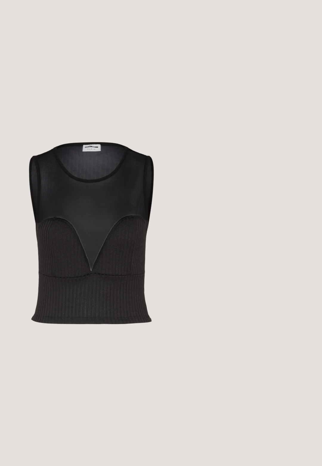 Noisy May DERIN MIX - Top - black; Sort, tætsiddende midi-nederdel med en glat tekstur, detaljer med sideslids og en klassisk talje. Designet til en elegant silhuet.; Sort patentlæder højhælede mule med spids tå, to remme over foden, hvoraf den ene er udsmykket med rhinsten, på en hvid baggrund.; Sorte cat-eye solbriller med mørke linser, glatte plastikrammer og affasede arme med subtil branding på stangen.; Sort læderhåndtaske med afrundede håndtag, guldlynlås, aftagelig skulderrem og en hængende guldlås-vedhæng.; Guldøreringe med en glat, rundet design. Har en lille hængselåbning, letvægtigt udseende og en poleret overflade.
