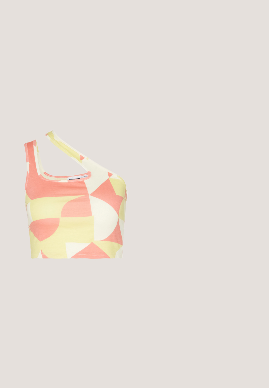 Noisy May CROSS NECK CROP  - Top - eggnog/pale lime yellow/sun kissed coral; Lyseblå denimbukser med en loose fit, der har en falmet finish, to forlommer og en knaplukning i taljen.; Hvide lædersneakers med en kraftig sål, snørebåndsdesign og subtil branding. Har en glat overflade og rund tå.; Et par rektangulære solbriller med lyseblå gennemsigtige stel og mørkegrå linser, der har lige templer og minimale hardware detaljer.; Sort patenteret læder håndtaske med en buet form, en skulderrem, frontlommer og hardware accenter i sølvfarve.; Delikat guldkæde med en lille blå sommerfuglevedhæng med sorte og hvide vingedetaljer.
