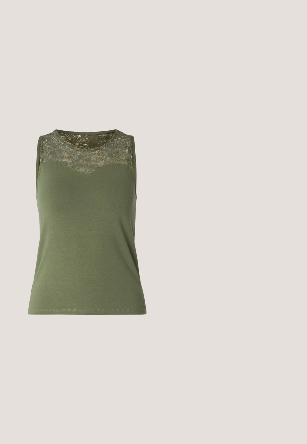 Olijfgroene tanktop met kantpaneel bij de halslijn, met een ronde vorm en mouwloos ontwerp. Zachte stof met een gladde textuur.; Olijfgroene cargo pants met een slim fit, elastische boorden en meerdere zakken. Gemaakt van duurzame stof met verstevigde kniestukken.; Zwarte hoogsluitende laars met witte veters, gestructureerde stof, crèmekleurige platformzool en blokhak. Bevat witte stiksels en een rubberen neuskap.; Roze transparante zonnebril met ovale lenzen, donkerrode tint en slanke pootjes, met een gladde afwerking en subtiele details op het frame.; Zwarte rechthoekige schoudertas met een enkele verstelbare band en een bovenste ritssluiting op een effen achtergrond.; Zilveren hoop oorbellen hebben een glad, rond ontwerp met een dun profiel en een veilige sluiting. Minimalistische stijl met een gepolijste afwerking.