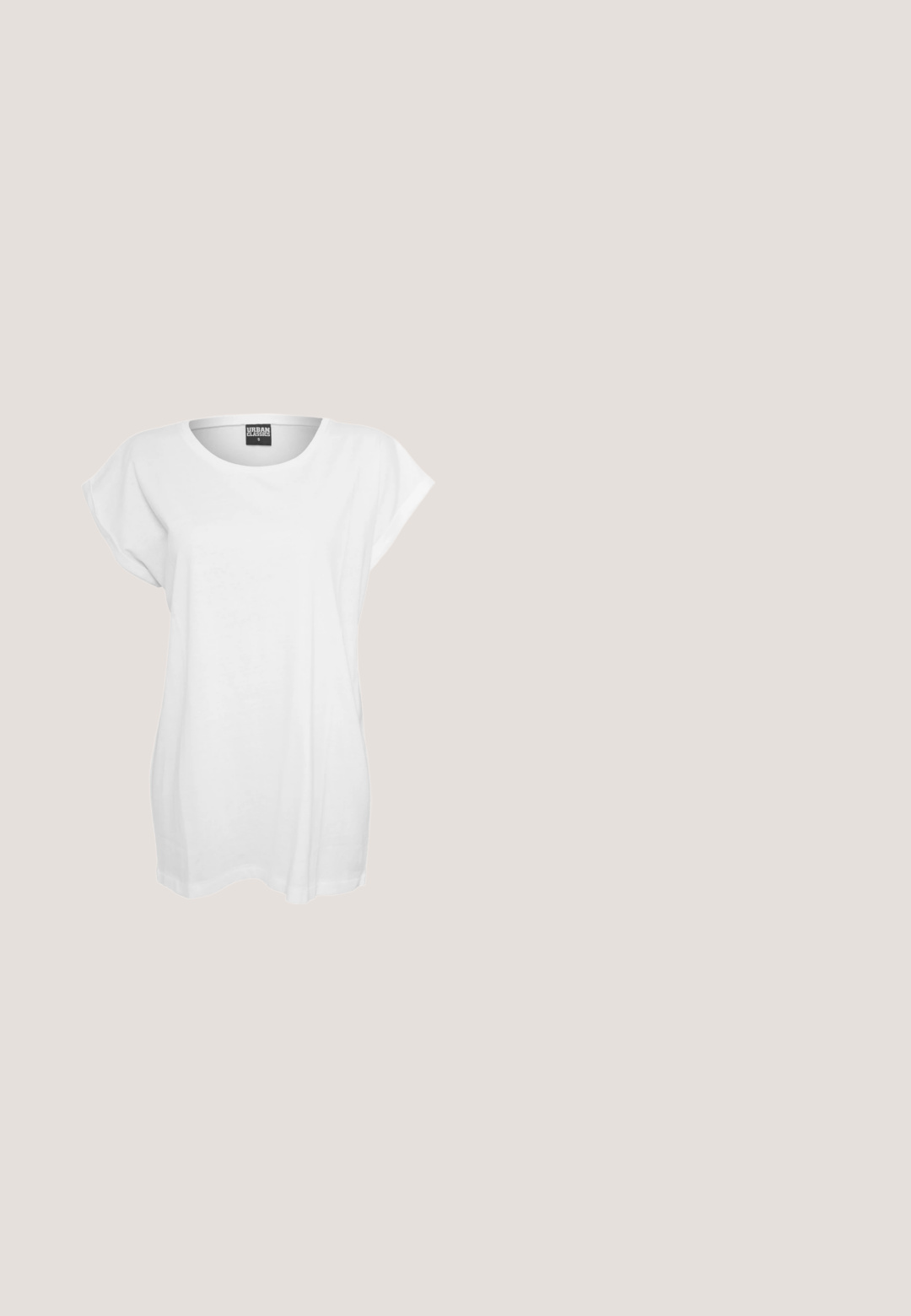 Hvid kortærmet t-shirt lavet af bomuld, med en afslappet pasform, bred halsudskæring og minimalistisk design uden mønstre eller accenter.; FUBU CORPORATE TIEDYE CYCLING - Shorts - pink; Rosa slidessandal med fleksibel gummisål, polstret rem og minimalistisk design. Har et logo på remmen og en glat overflade.; Sølvmetal ovale briller med klare linser, prydet med dekorative sideaccenter og sorte spidser på stængerne for bedre greb og komfort.; Lyserød håndtaske med en blank finish, stor skulderrem, forlommer med dekorativ spænde detalje. Glat tekstur, minimalistisk design.; Sølvøreringe med et minimalistisk design. Cirkulær form, glat tekstur og tynd profil. Letvægtige med en poleret overflade.