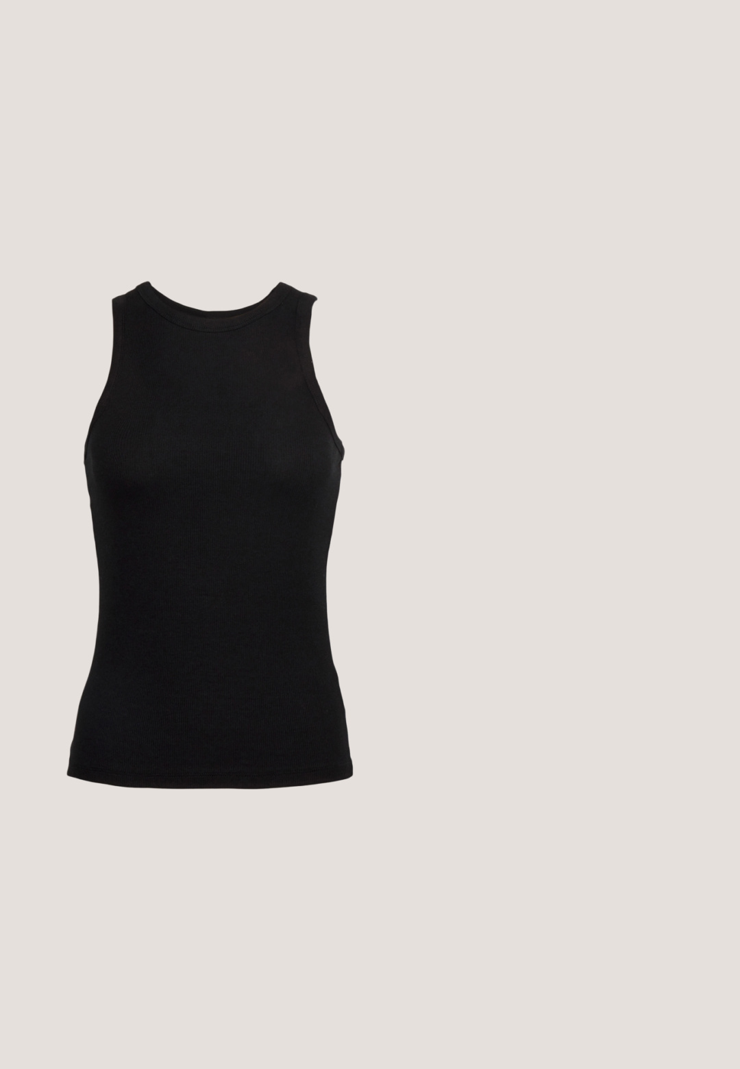 YAS YASRACCI - Top - black; Svetlo modrá džínová minisukňa s predným zapínaním na gombíky a zips, pútka na opasok a predné vrecká.; Čierna platformová sandála s hrubou podrážkou, nastaviteľným remienkom okolo členka a žltým prešívaním, položená na modrej textúrovanej látke.; Čierne slnečné okuliare v štýle mačacích očí s tmavošedými sklami, elegantným plastovým rámom, špicatými rohmi a rovnými stranami. Bez viditeľného hardvéru alebo akcentov.; Čierna kožená kabelka vo vintage štýle s krokodílím reliéfom, jedným ramenným popruhom a malým strieborným logom značky v dolnej časti prednej strany.; Strieborné kruhové náušnice, oblého tvaru, hladký lesklý povrch a rovnomerná šírka po celom obvode. Minimalistický dizajn bez ďalších akcentov.