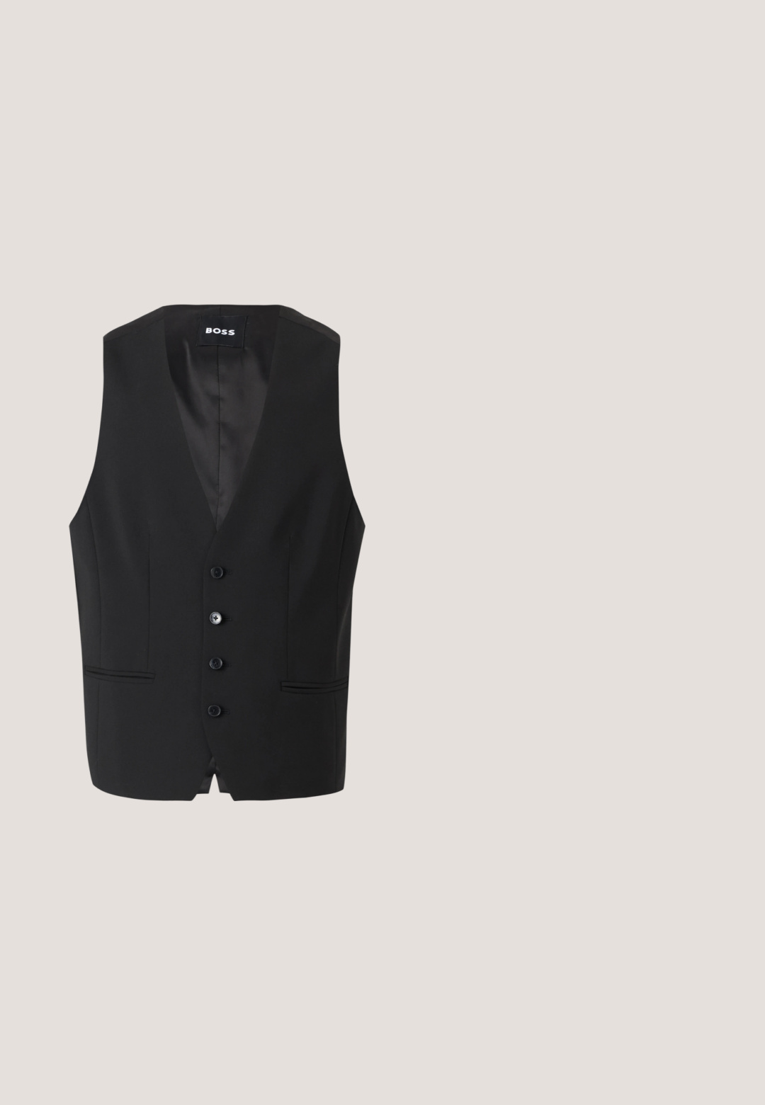 Chaleco negro para hombre, ajustado, con escote en V, cinco botones y dos bolsillos frontales. Tela suave con un diseño elegante y estructurado.; Camisa blanca de manga larga con cuello puntiagudo y tapeta de botones oculta, mostrada sobre un fondo liso y claro.; Pantalones negros ajustados con un diseño de pierna recta, pliegues marcados y un acabado suave. Fabricados en tejido ligero con una cintura limpia.; Zapato de vestir negro de cuero con una textura suave, punta afilada, diseño de cordones con seis ojales y un tacón rectangular bajo. Detalle de marca sutil en el lateral.; Pajarita negra hecha de tela texturizada, con una forma de lazo clásica y un nudo central. Correa ajustable para un ajuste seguro.; Cinturón de cuero negro con hebilla rectangular plateada, con el logo "BOSS" repetido en relieve, enrollado sobre fondo blanco.