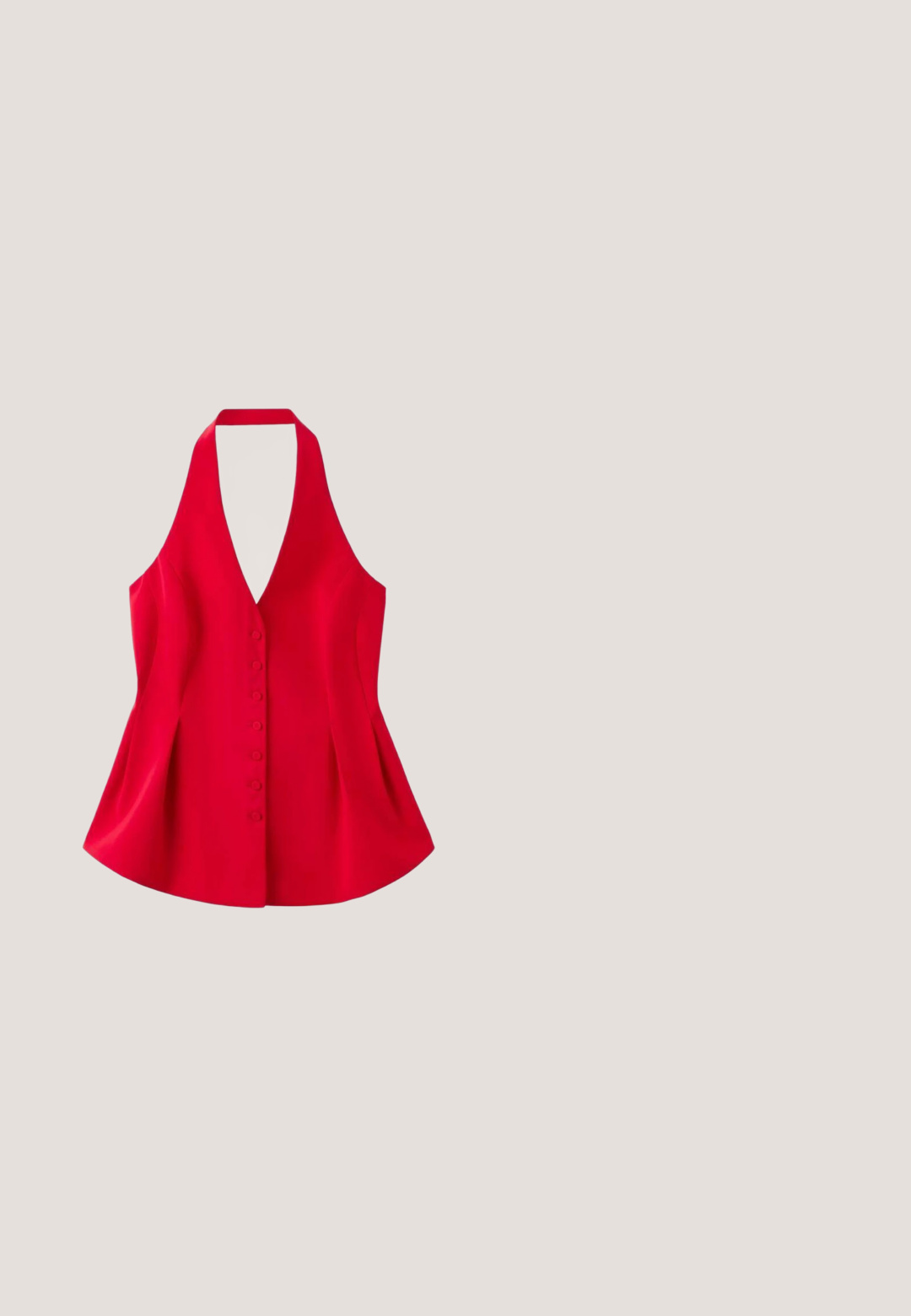 Haut rouge à col halter avec un corsage ajusté, un ourlet évasé et six boutons à l'avant. Confectionné dans un tissu lisse avec une finition mate.; Haut rouge ajusté à épaules dénudées avec un large col plié et des côtés froncés.; Pantalon rouge taille haute à jambes larges avec une ceinture en tissu nouée et des plis, présenté sur un fond blanc uni.; Mule en cuir rouge à bout ouvert avec un talon bas incurvé et une large bride à l'avant pour un look élégant et stylé.; Des lunettes de soleil en forme de chat avec une monture marbrée rouge profond, des verres teintés rose et des accents dorés sur les branches, présentant une texture lisse et brillante.; Sac à main en cuir rouge à texture crocodile, avec double poignée, ferrures dorées et logo "Lancaster Paris" sur le devant.