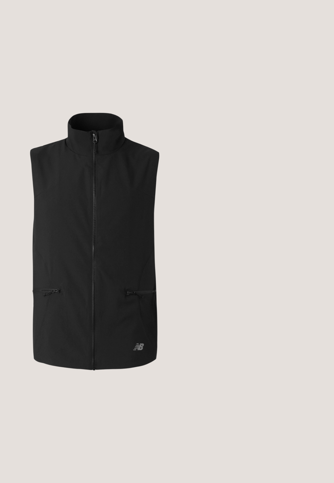 Zwarte mouwloze vest, met een hoge kraag, volledige rits aan de voorkant, twee ritszakken en een logo aan de onderkant rechts. Glad van textuur.; Lichtgroene katoenen t-shirt, oversized pasvorm, ronde hals, korte mouwen. Heeft een klein merkembleem op de zoom voor extra detail.; Zwarte zwemmouw met een lichtgewicht stof, voorzien van een elastische tailleband met koord en een witte grafische print op het linkergeel.; Zwart-grijze Lacoste Storm 2K sneaker met golfpatronen, veterdesign en een dikke zool met een lichtgroene accent.; Transparante zonnebril met donkere, rechthoekige lenzen en zwarte logodetails op de pootjes, geplaatst op een witte ondergrond.; Pepe Jeans Heuptas - black