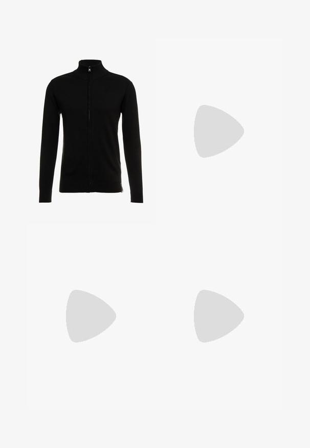 INDICODE JEANS CHANCELLOR - Cardigan - black; Sort bomulds t-shirt med rund halsudskæring, korte ærmer og regular fit. Har en glat overflade og minimalistisk design.; Grå bomulds chinos med lige pasform, der har knaplukning, standardlommer og minimalistisk design. Glat tekstur og ingen mønstre.; Hvide lædersneakers med sorte ruskindsdetaljer; har en gummisål, rund tå og klassisk snørebåndsdesign. Side logo i sort.